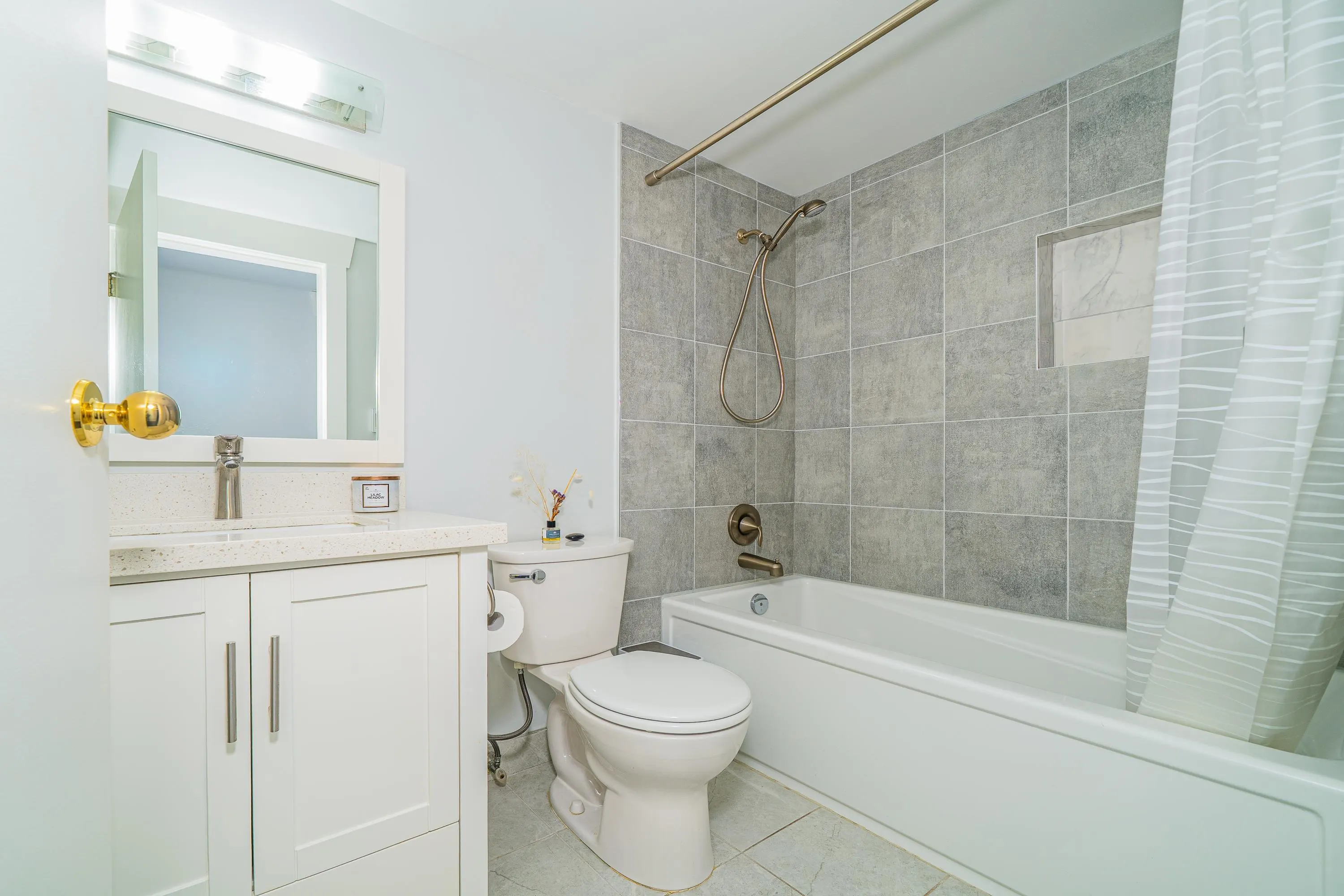 304 7700 Gilbert Road