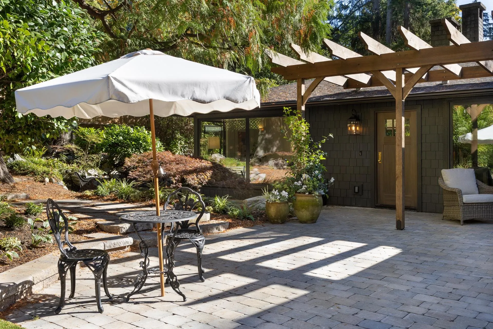 5075 Howe Sound Lane