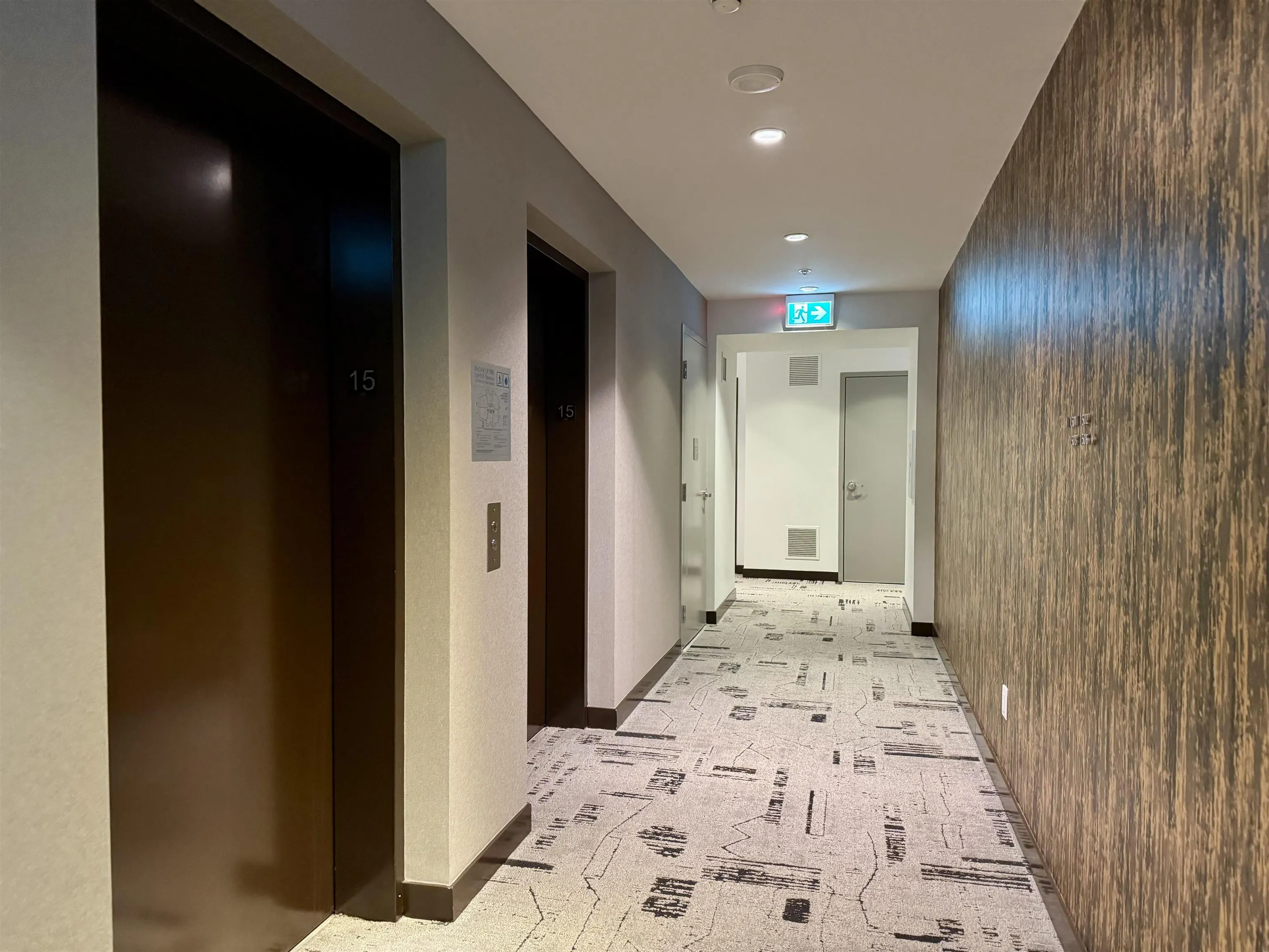 1503 1501 Foster Street