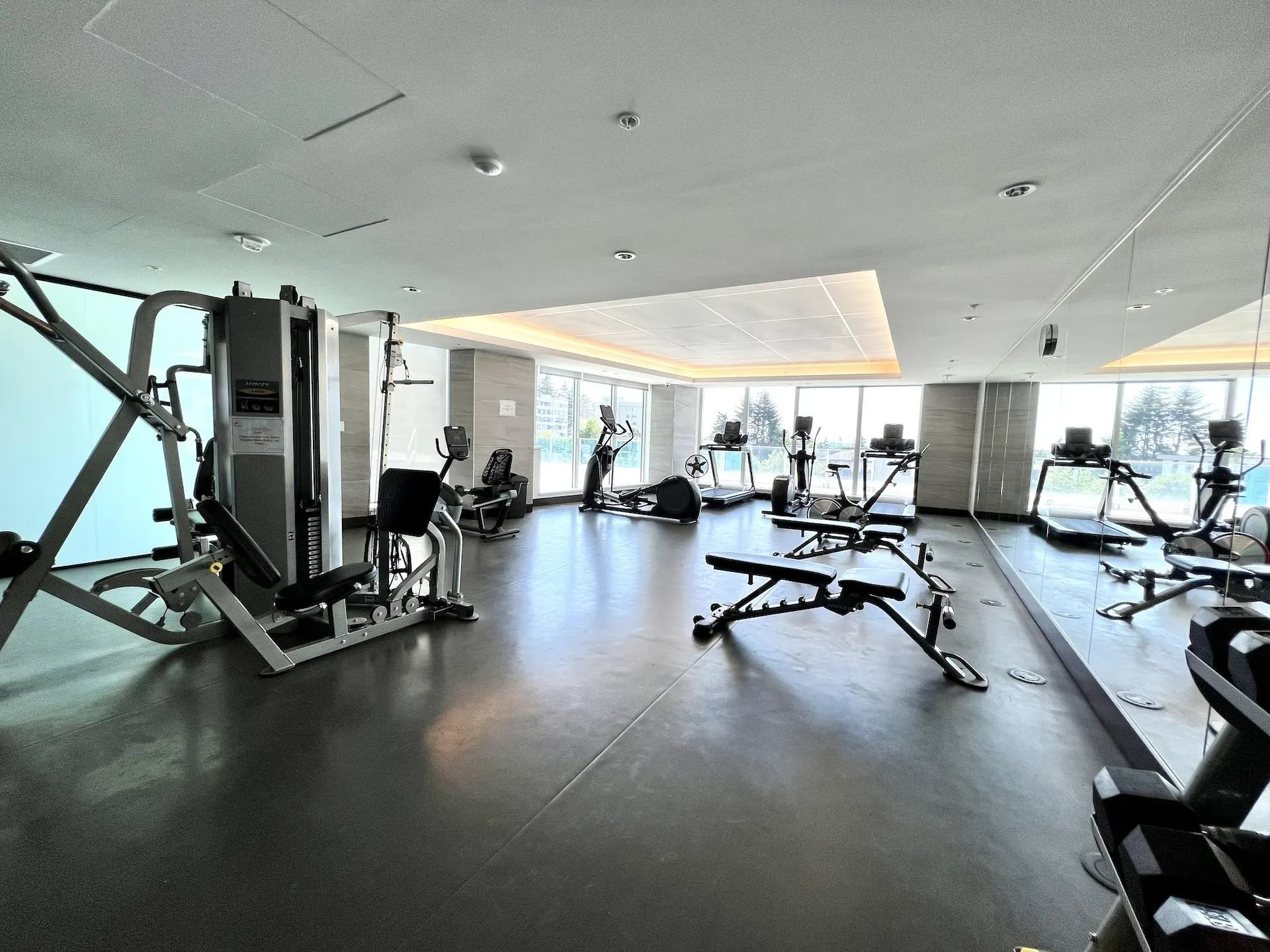 1503 1501 Foster Street