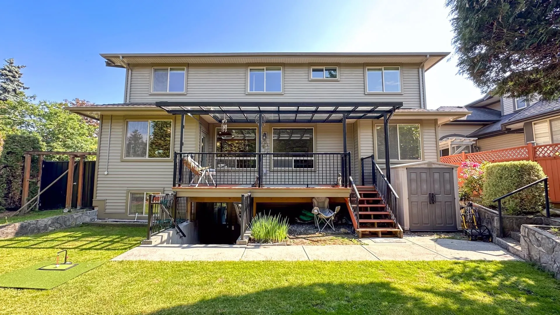 5487 Hardwick Street