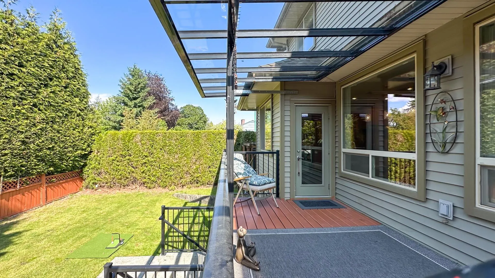 5487 Hardwick Street