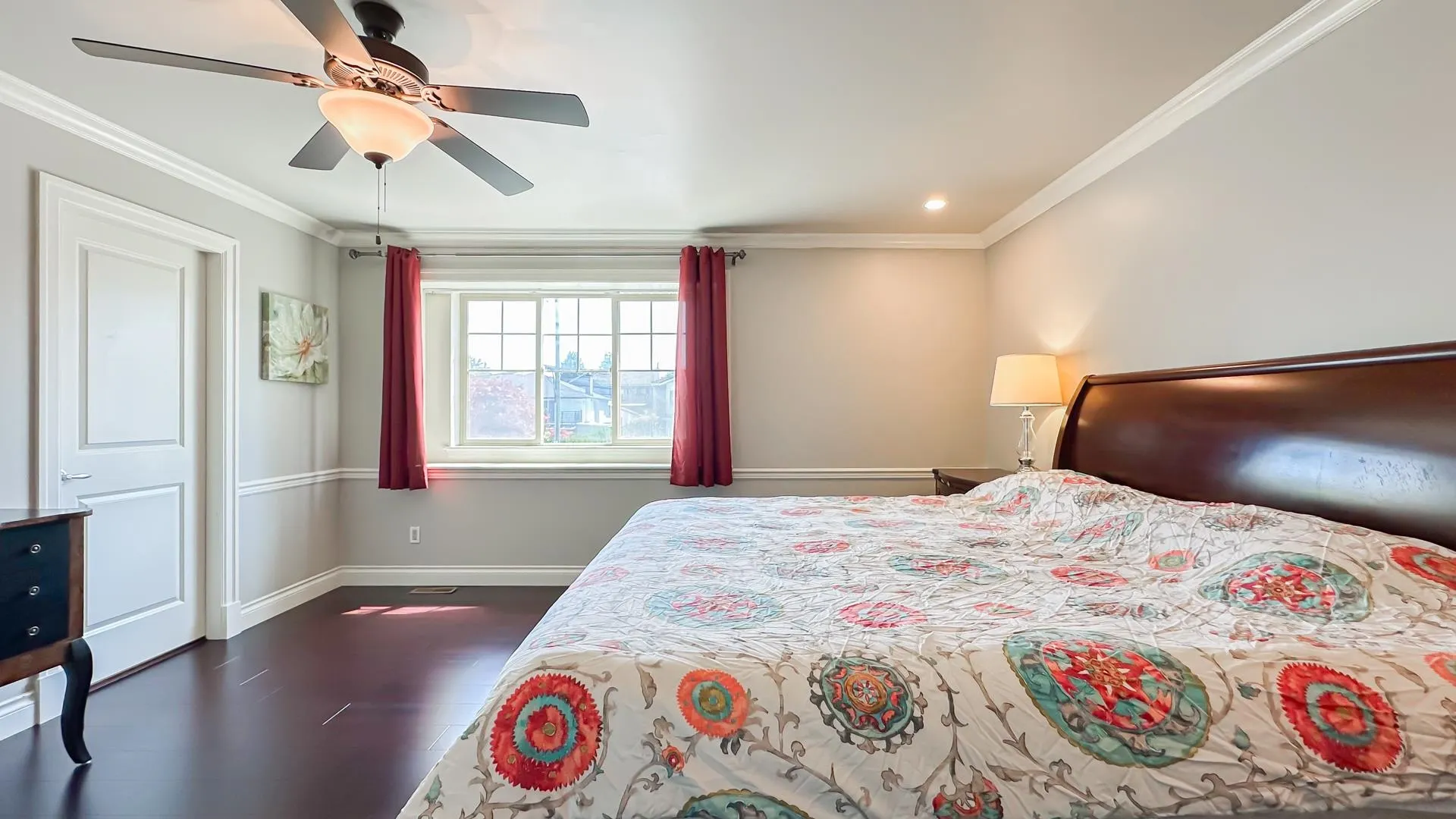 5487 Hardwick Street