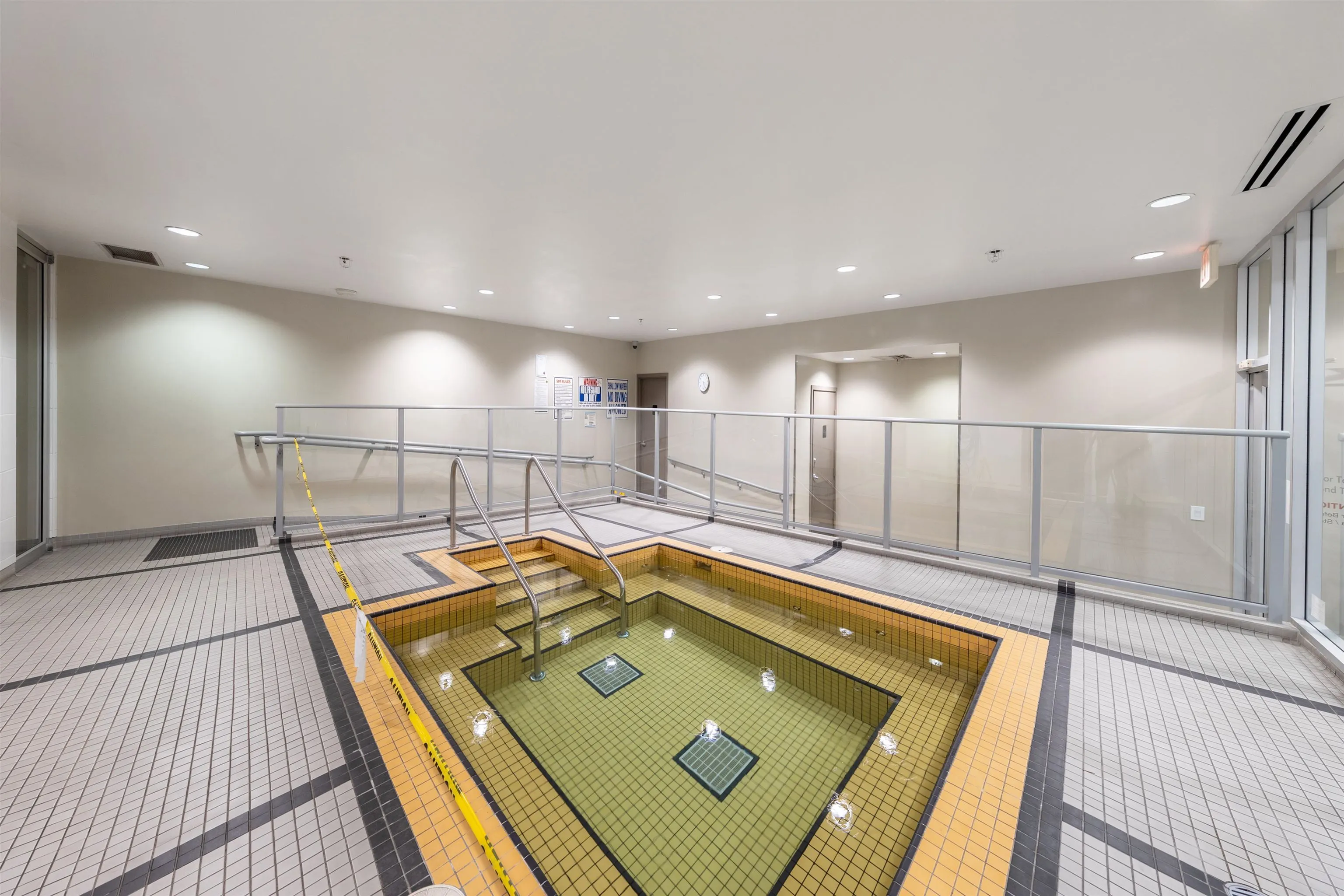 1606 233 Robson Street