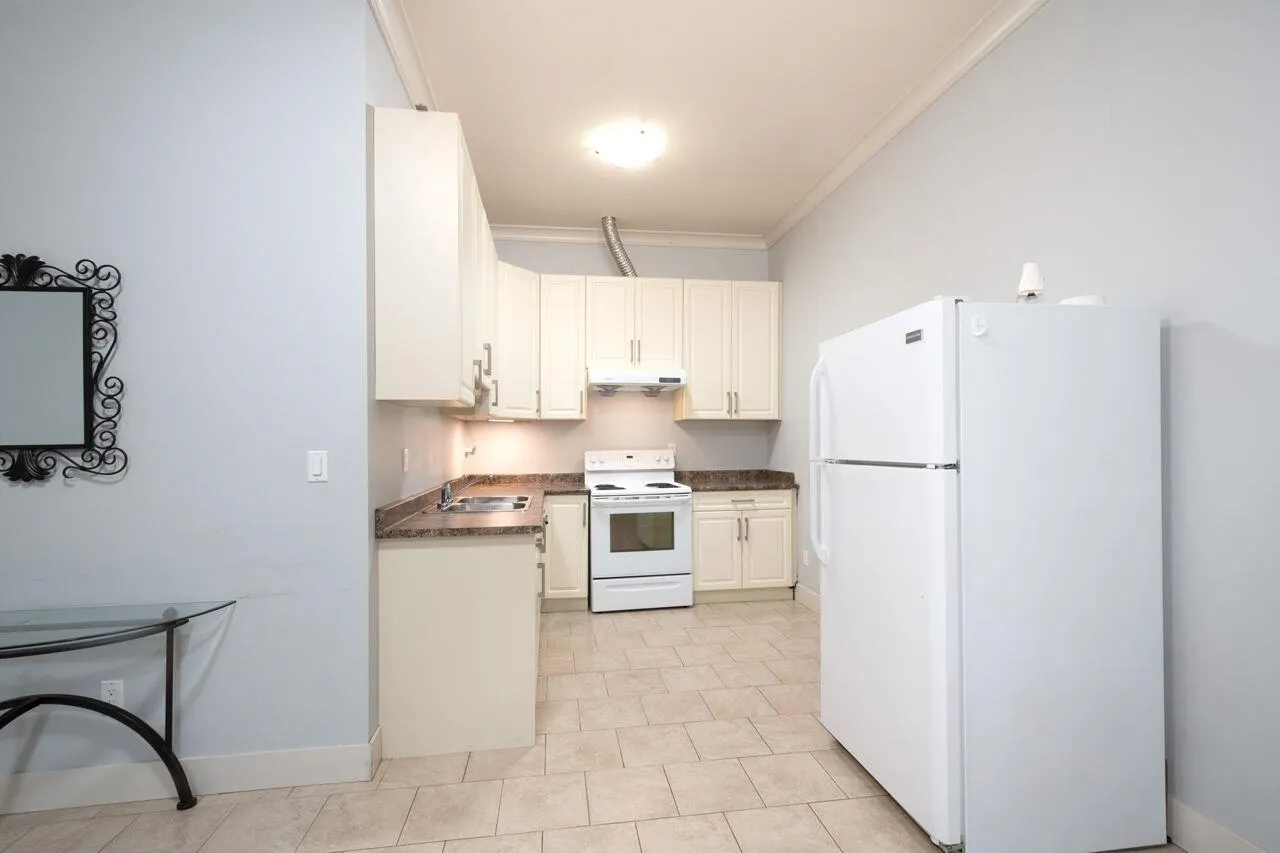 Lower 17551 Abbey Drive