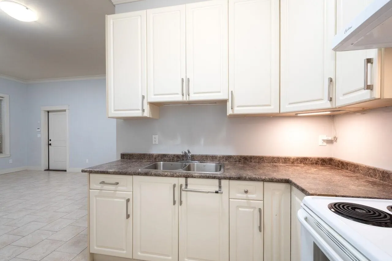 Lower 17551 Abbey Drive