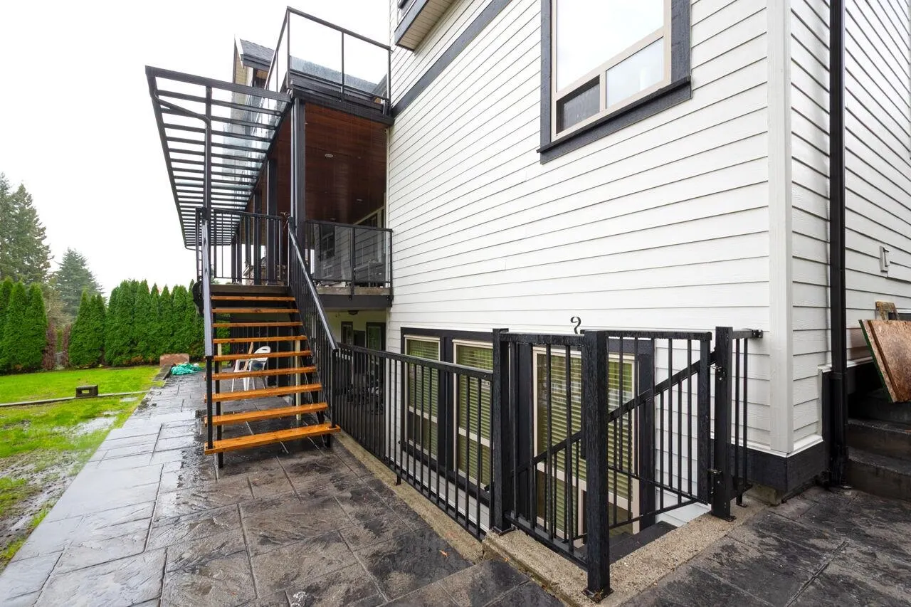 Lower 17551 Abbey Drive