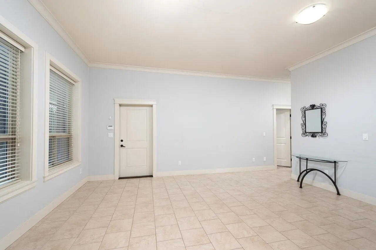 Lower 17551 Abbey Drive