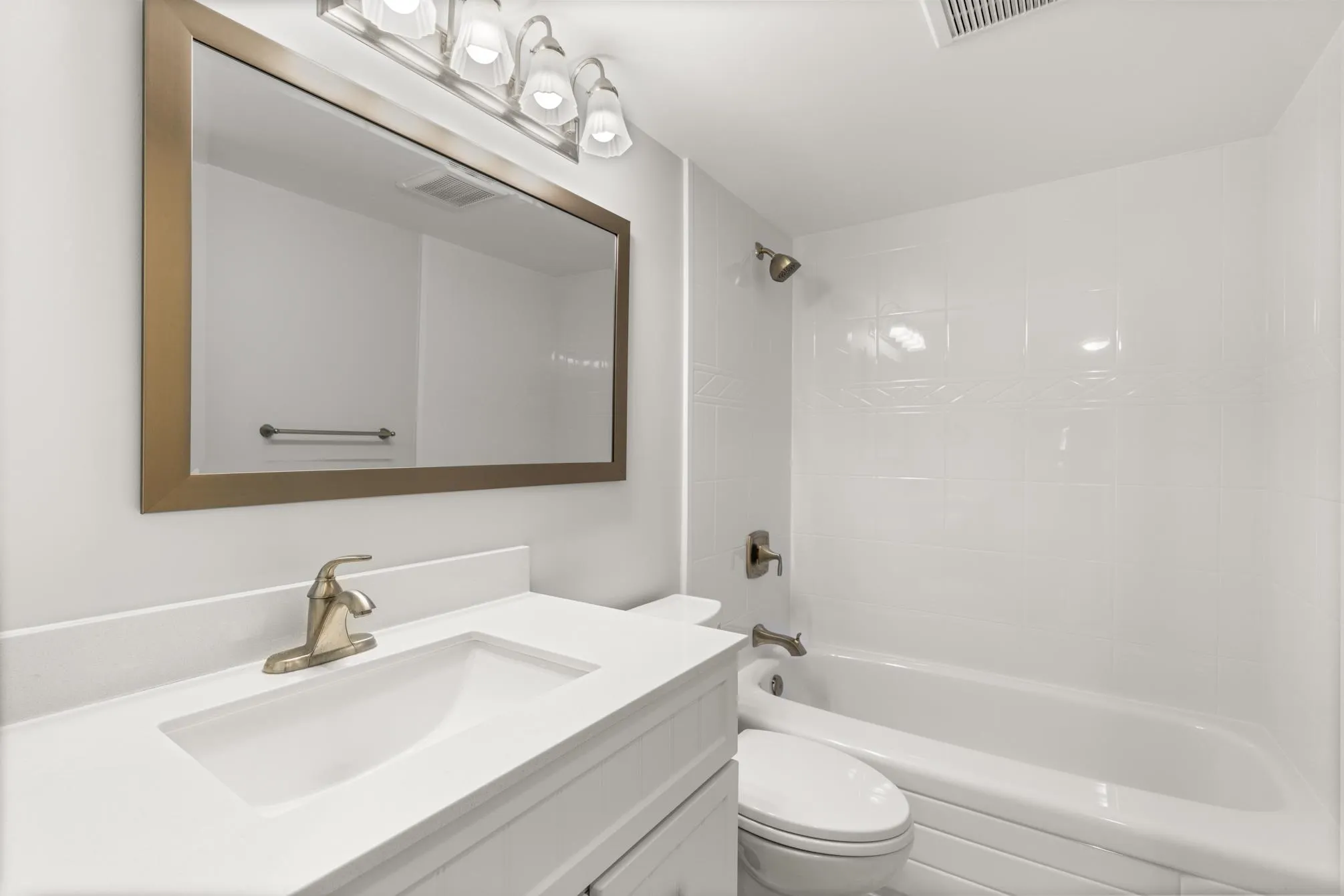 205 1531 Merklin Street