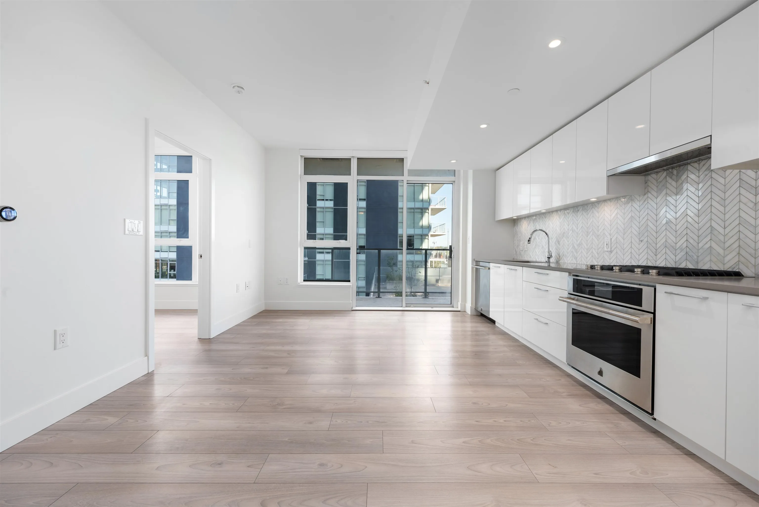 601 8570 Rivergrass Drive