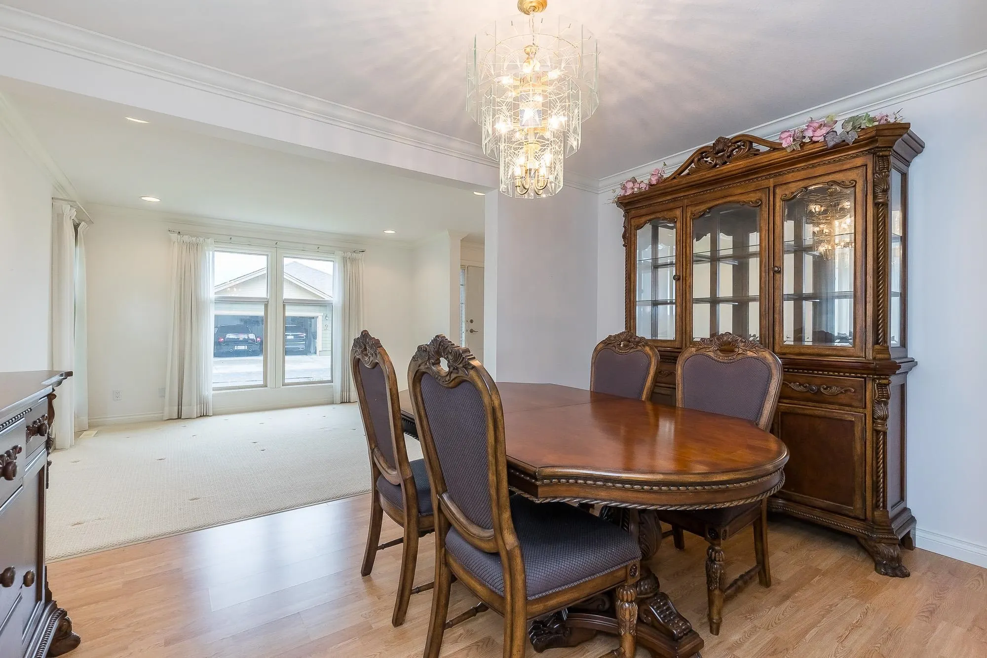 86 46000 Thomas Road