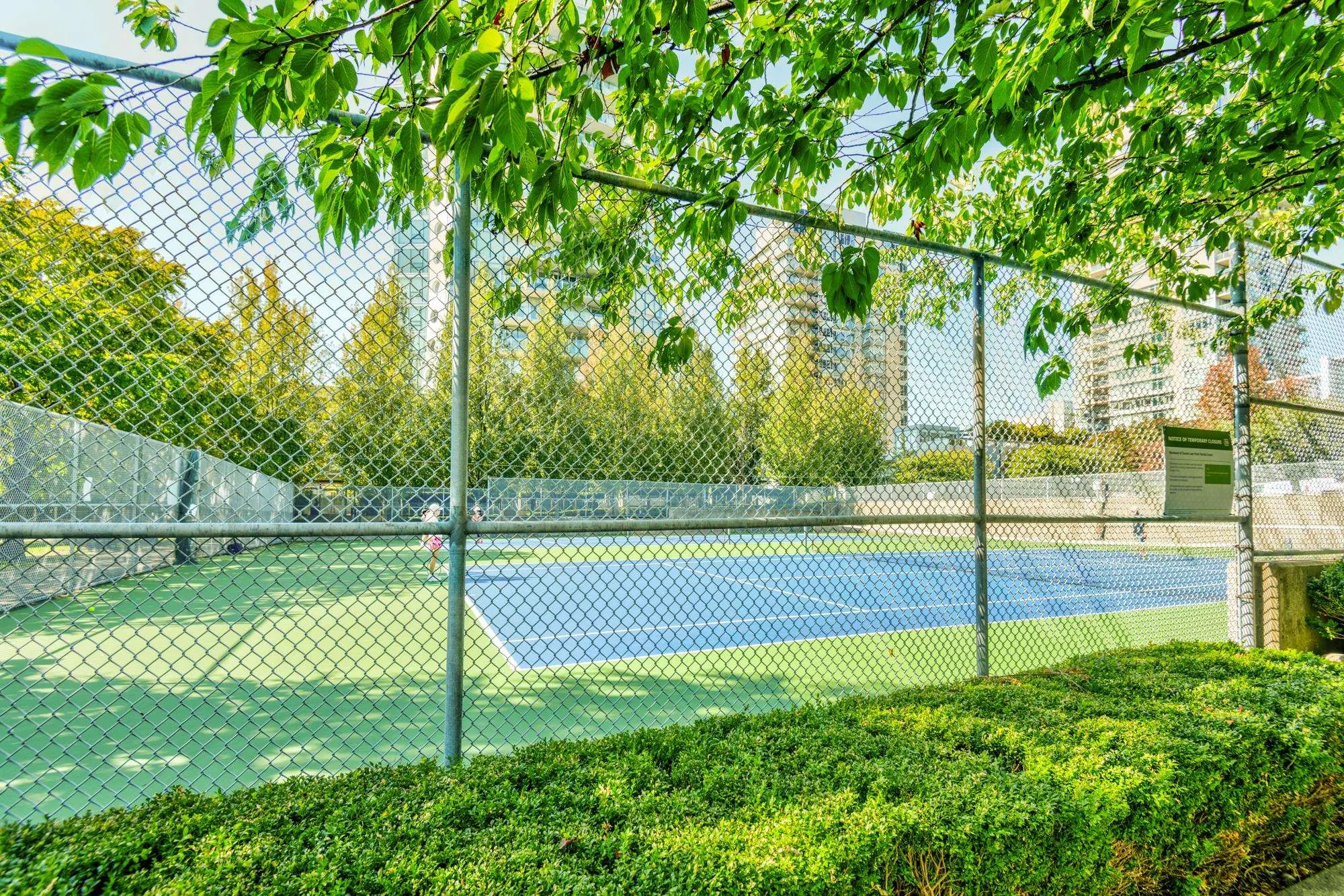 40X 1323 Homer Street