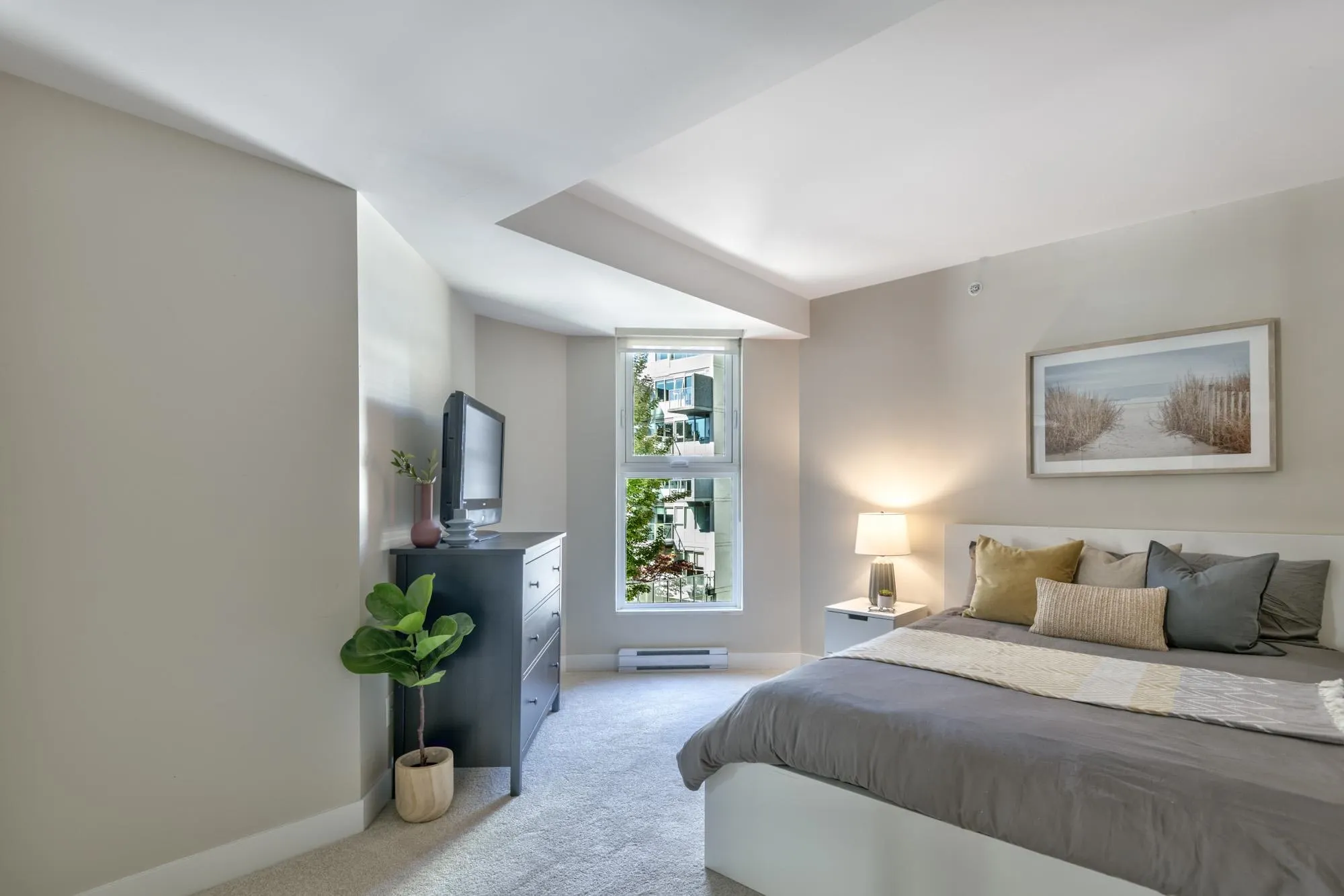 40X 1323 Homer Street