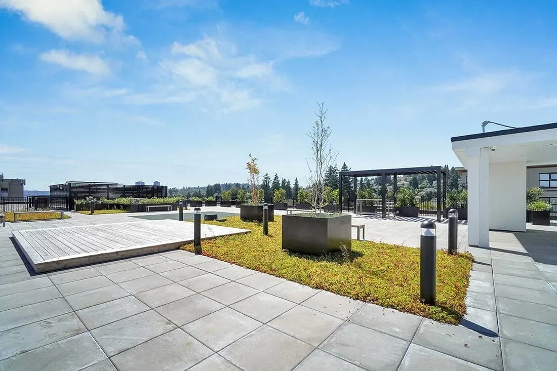 410 408 East Columbia