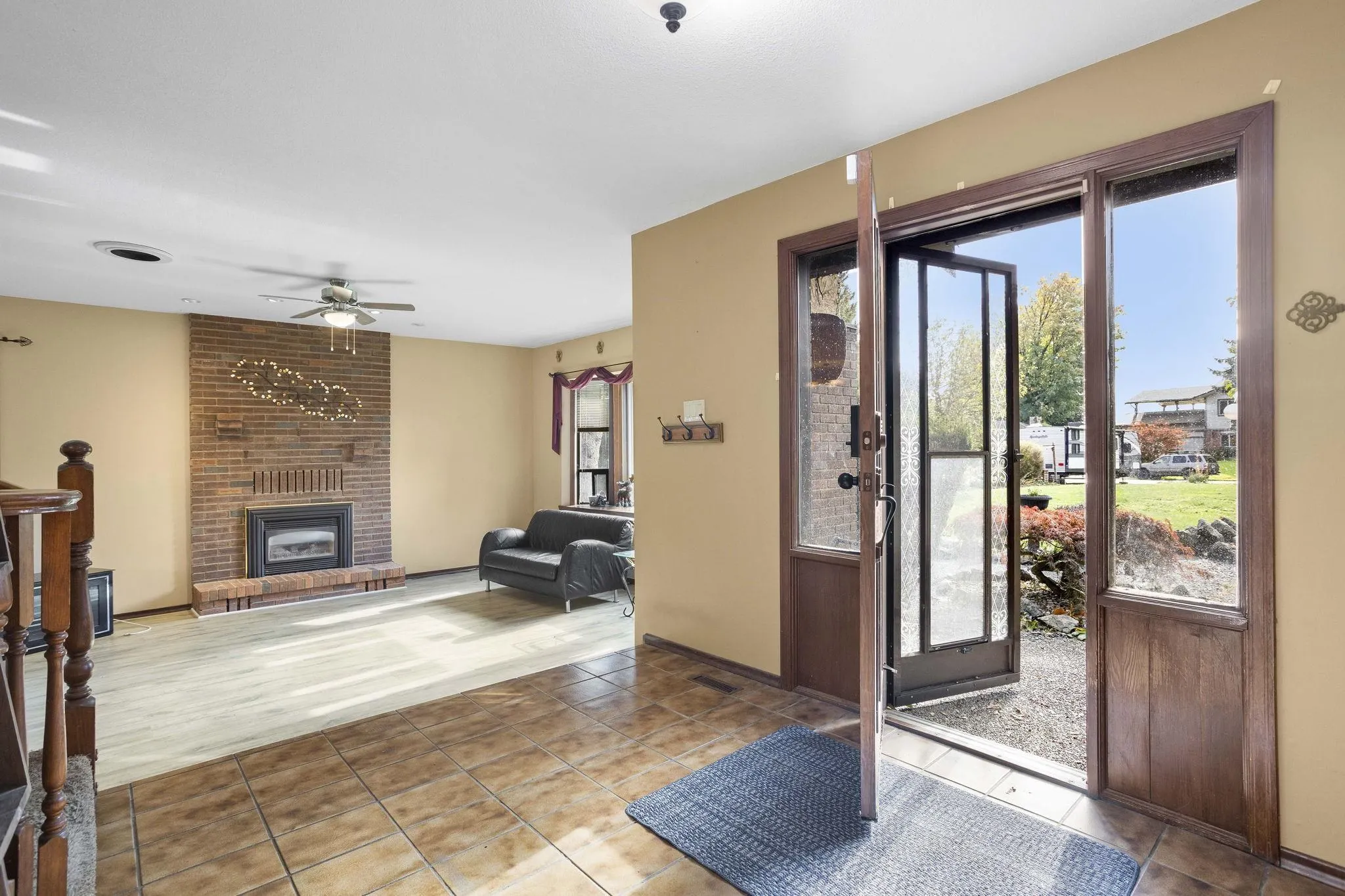 10031 Eagle Crescent