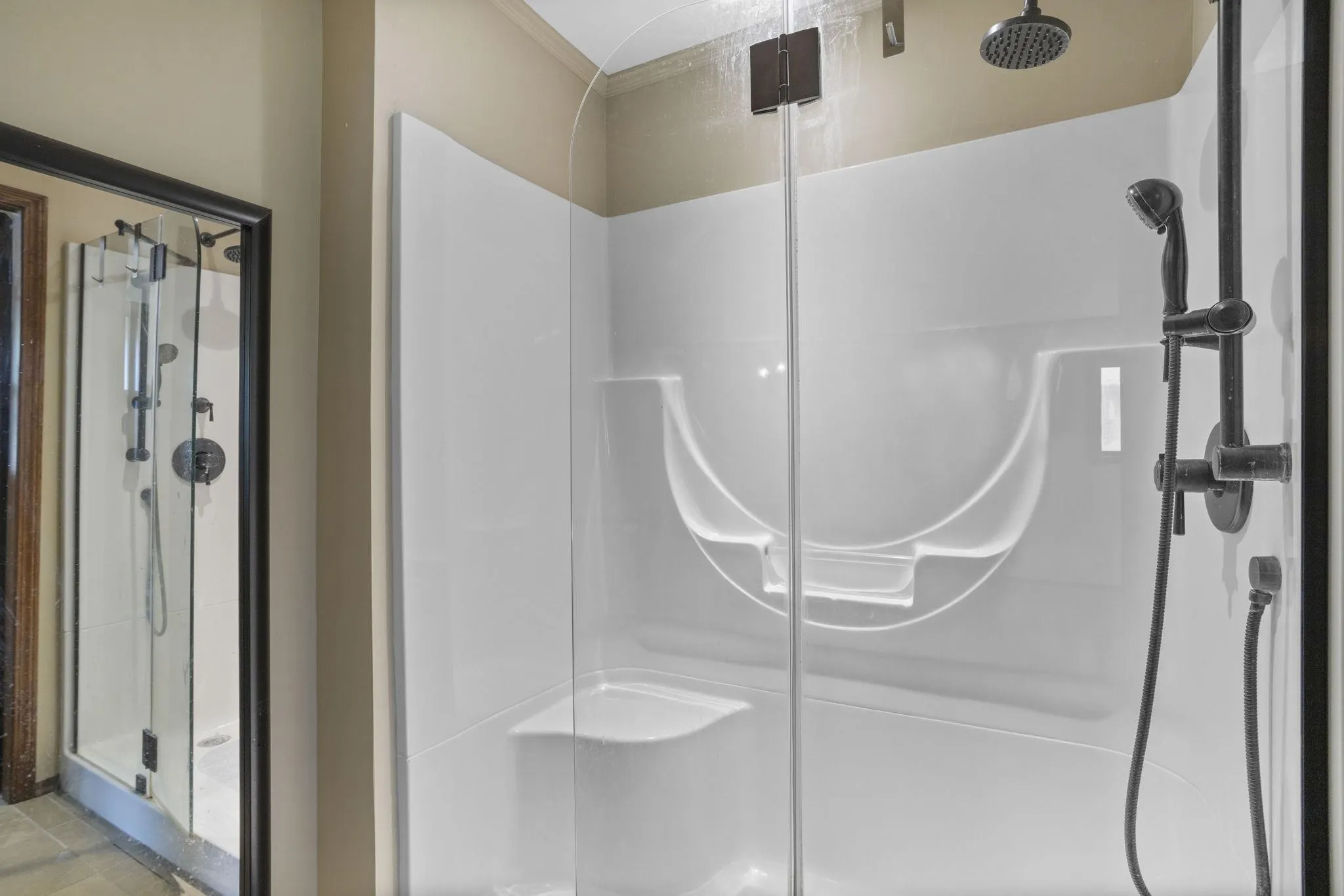 10031 Eagle Crescent