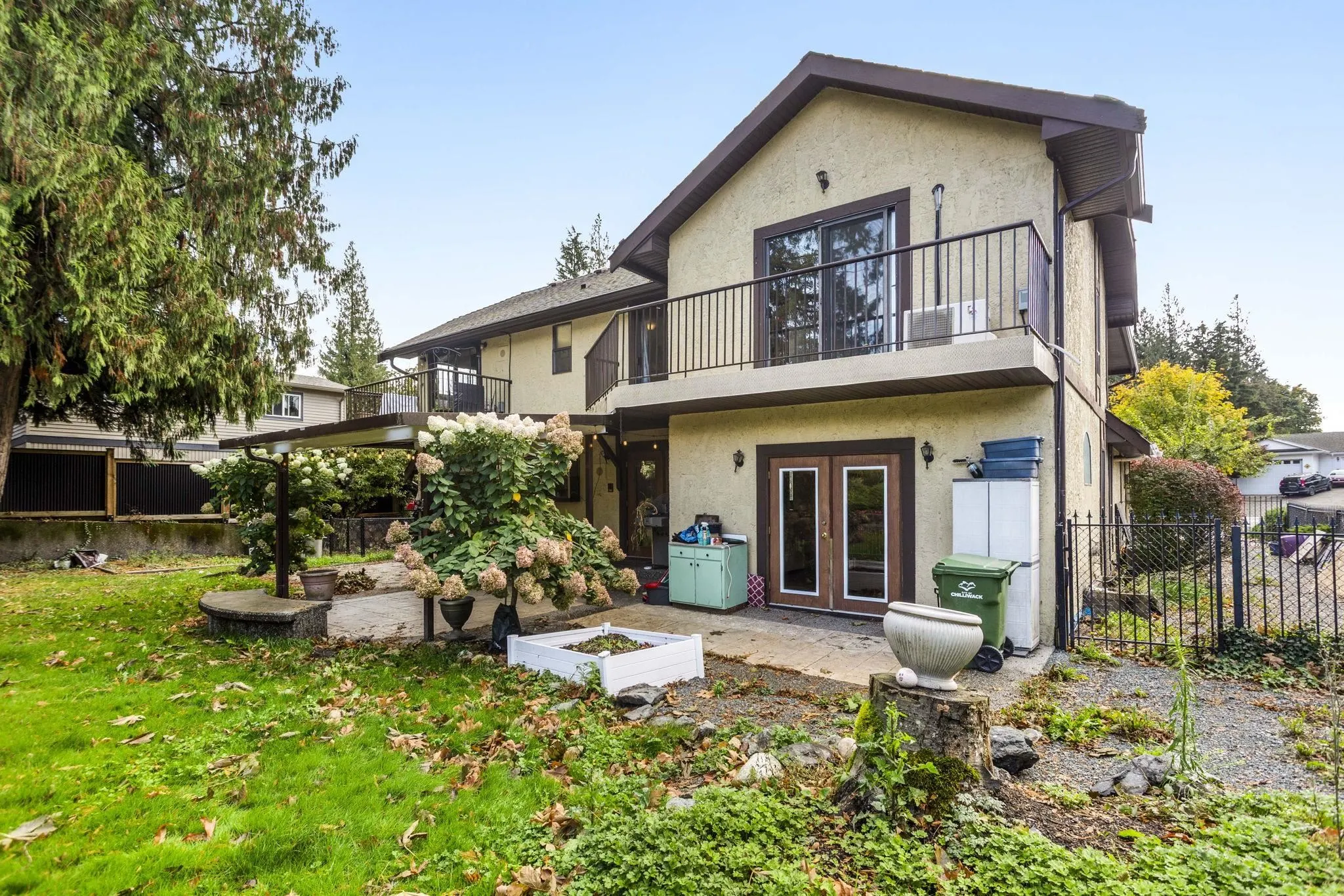 10031 Eagle Crescent