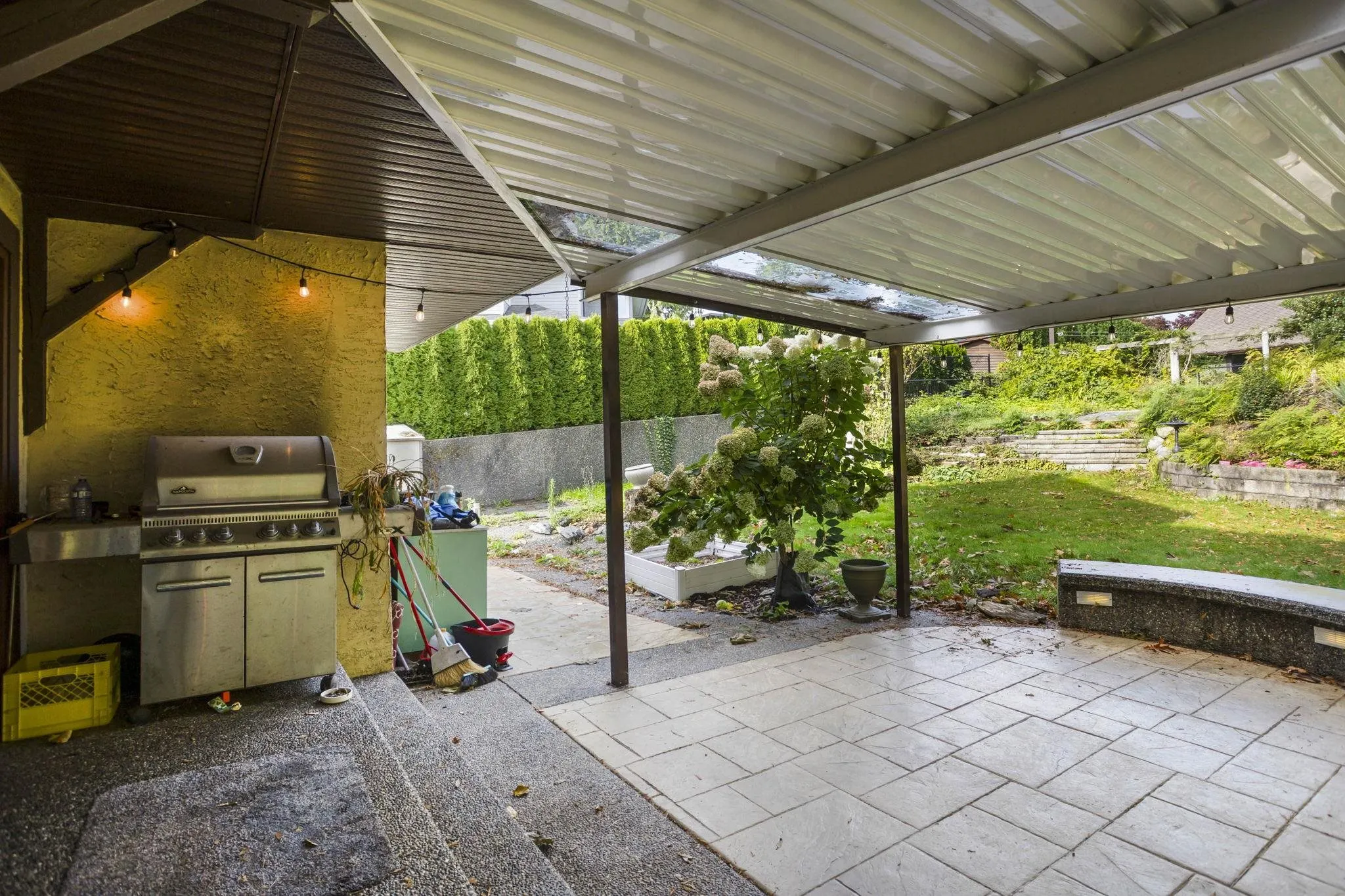 10031 Eagle Crescent