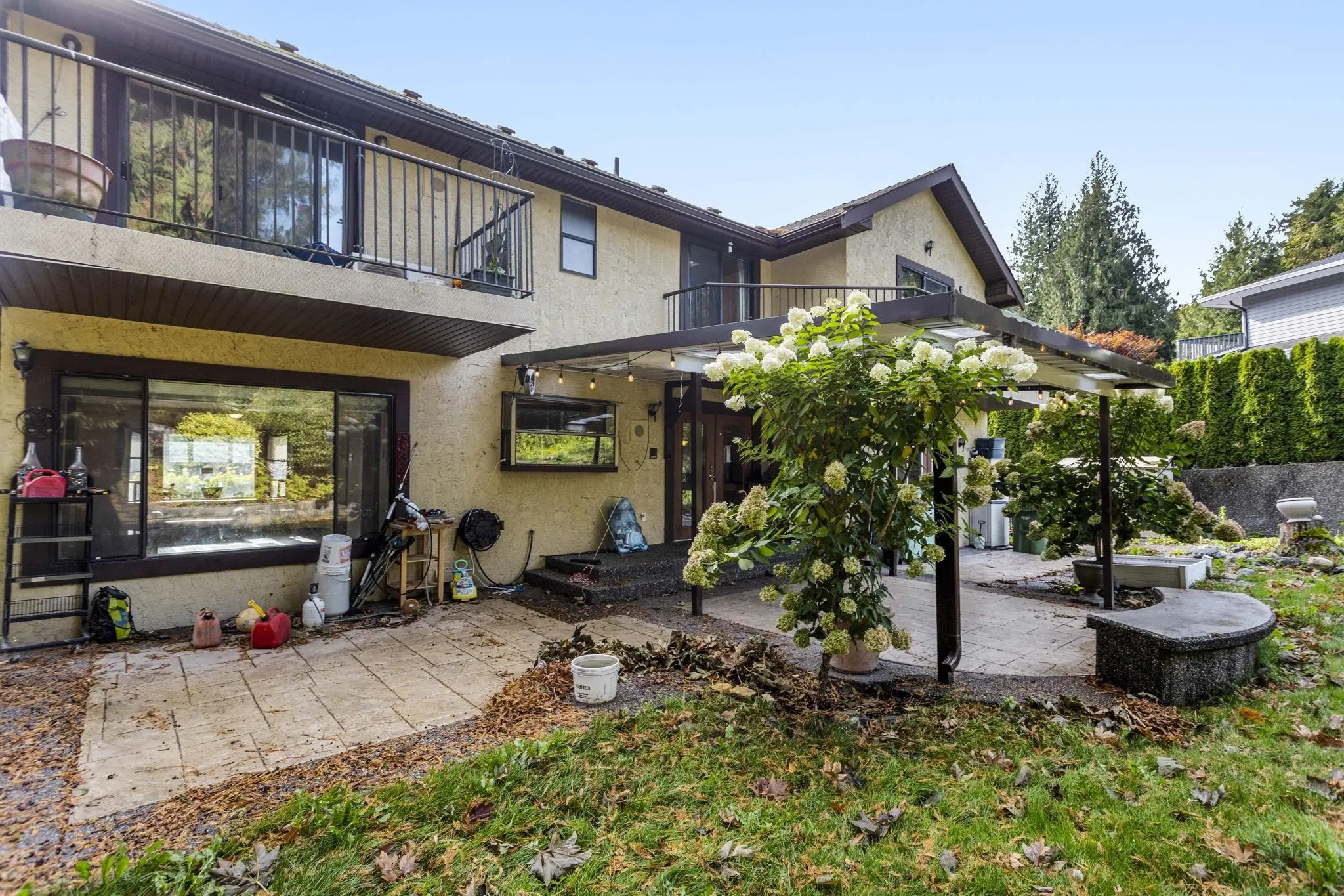 10031 Eagle Crescent