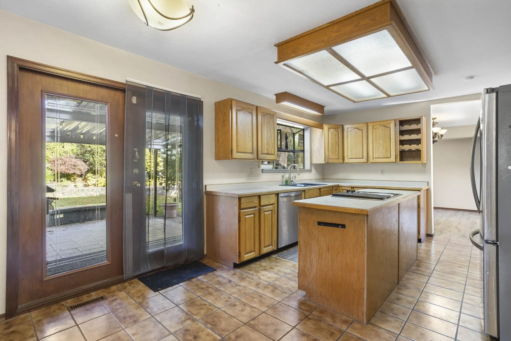 10031 Eagle Crescent