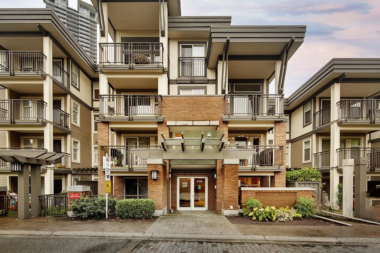 406 4728 Brentwood Drive