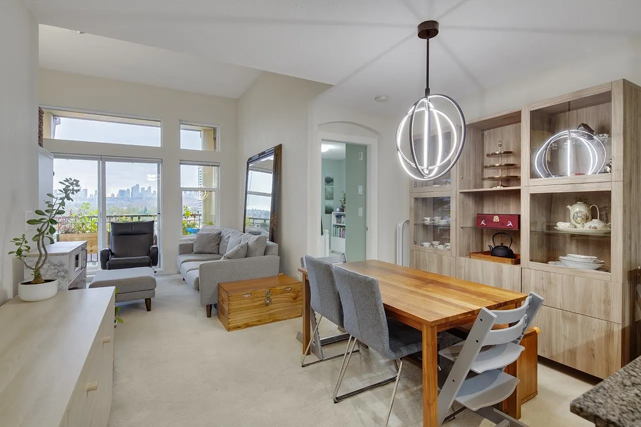 406 4728 Brentwood Drive