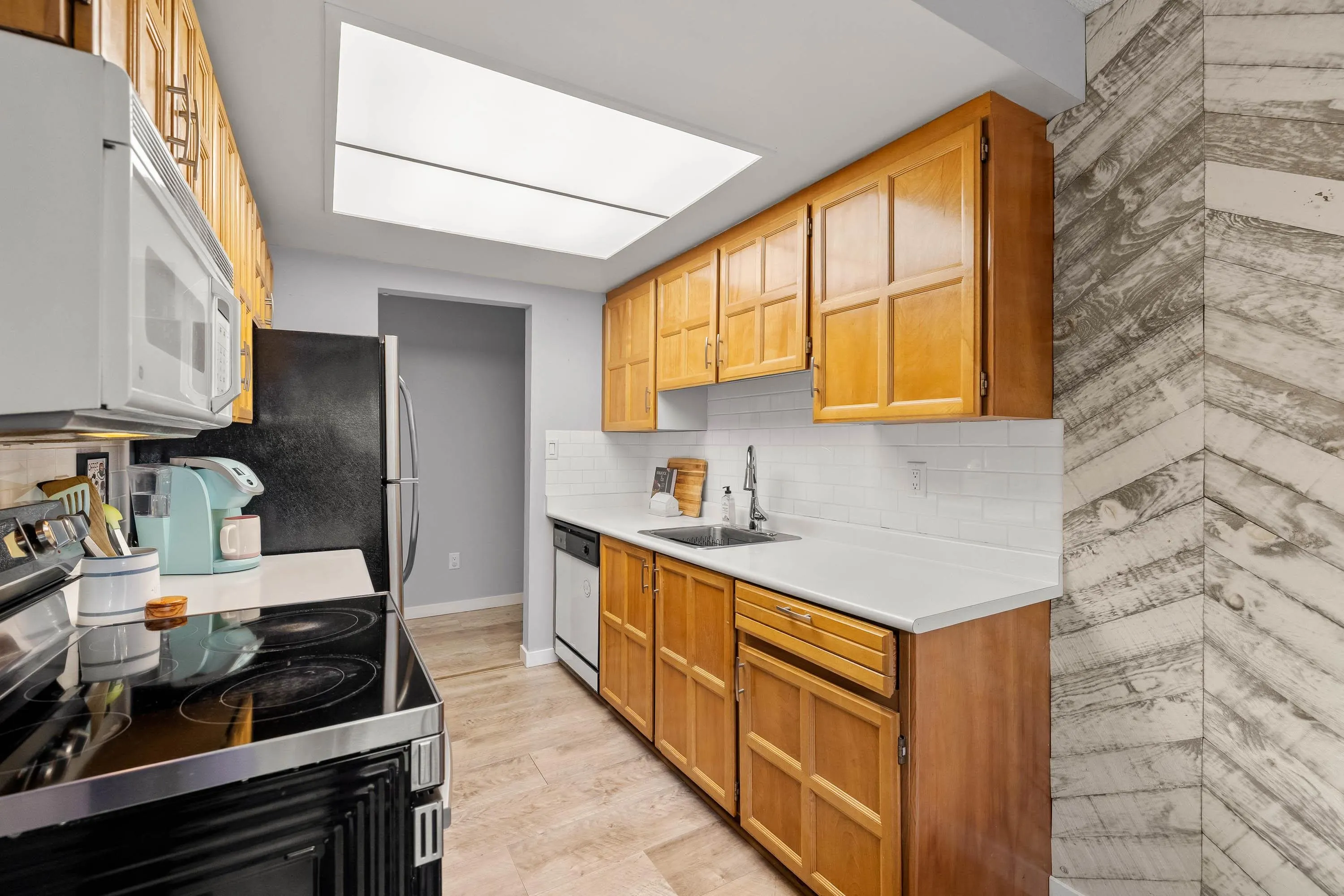 206 15010 Roper Avenue