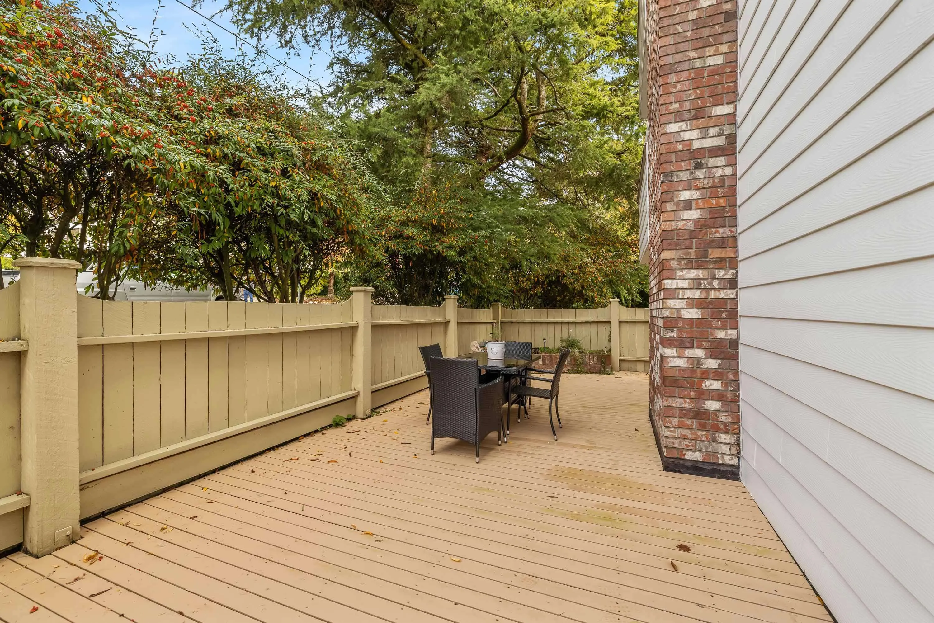 206 15010 Roper Avenue