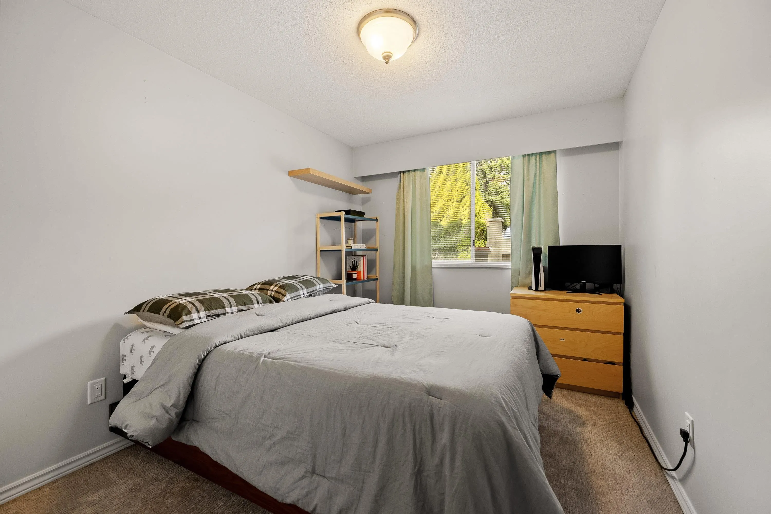 206 15010 Roper Avenue