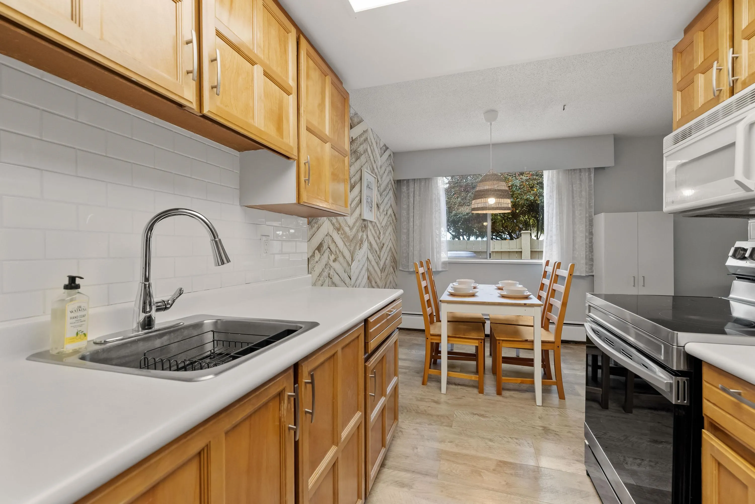 206 15010 Roper Avenue