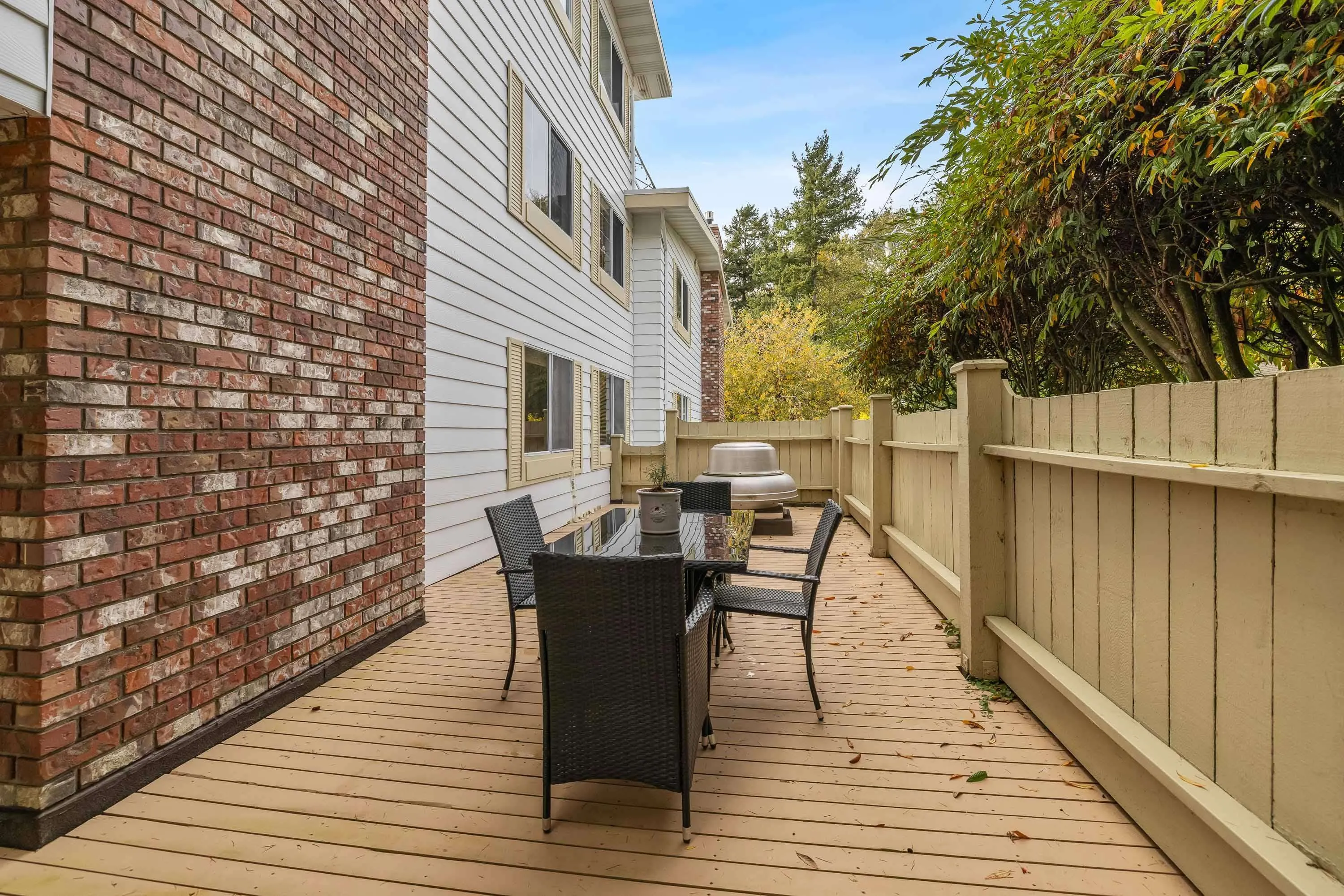 206 15010 Roper Avenue