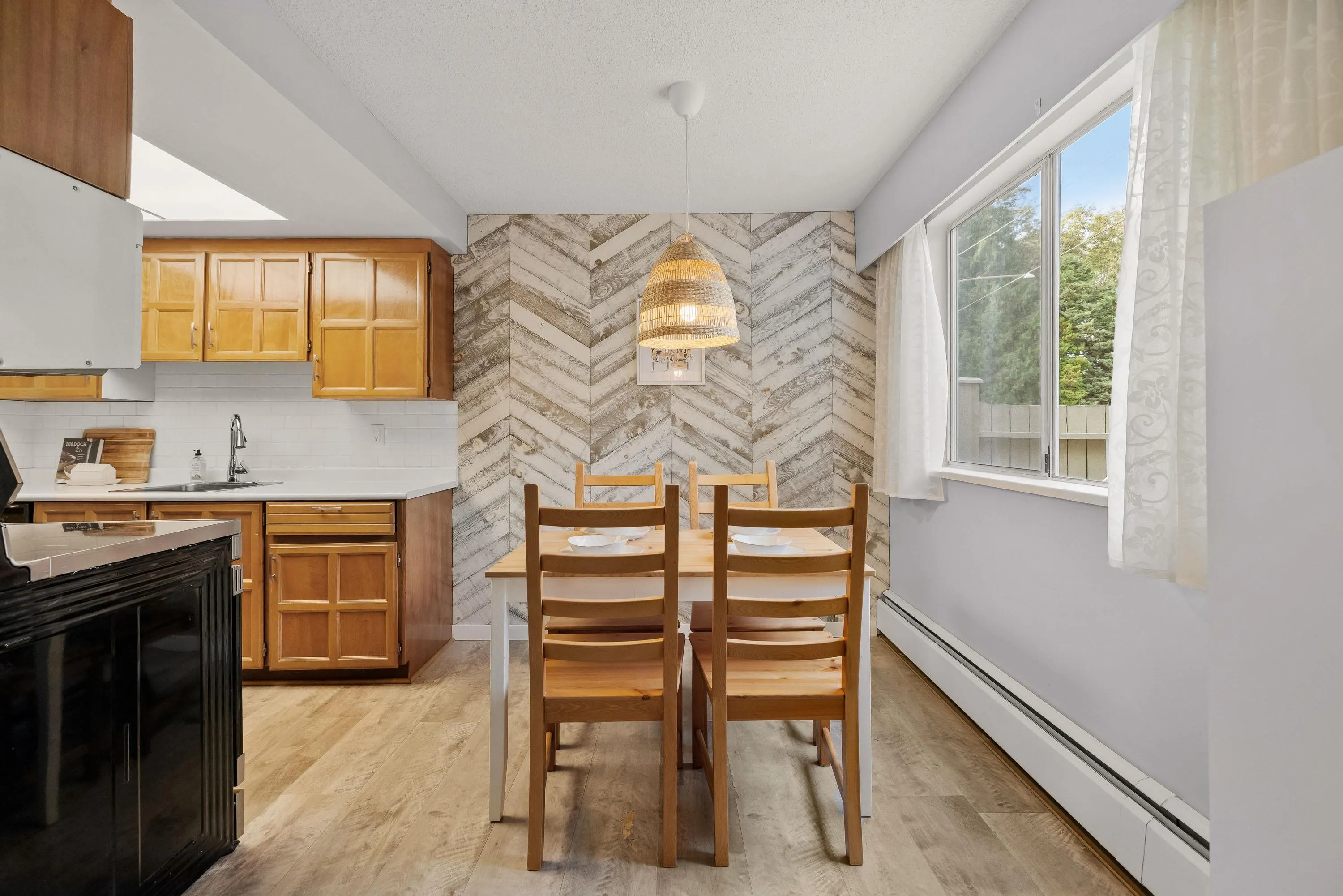 206 15010 Roper Avenue