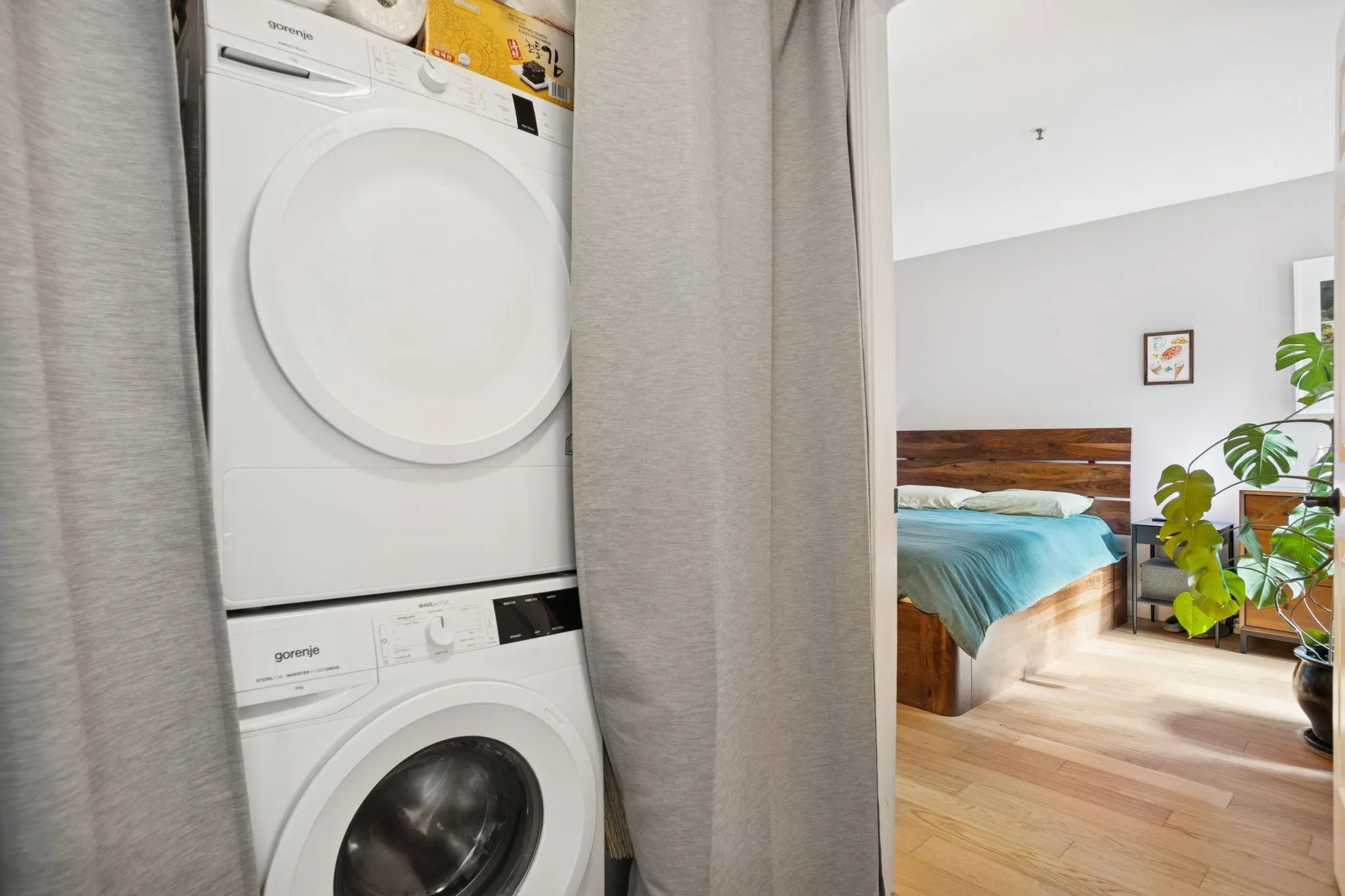 103 3199 Willow Street