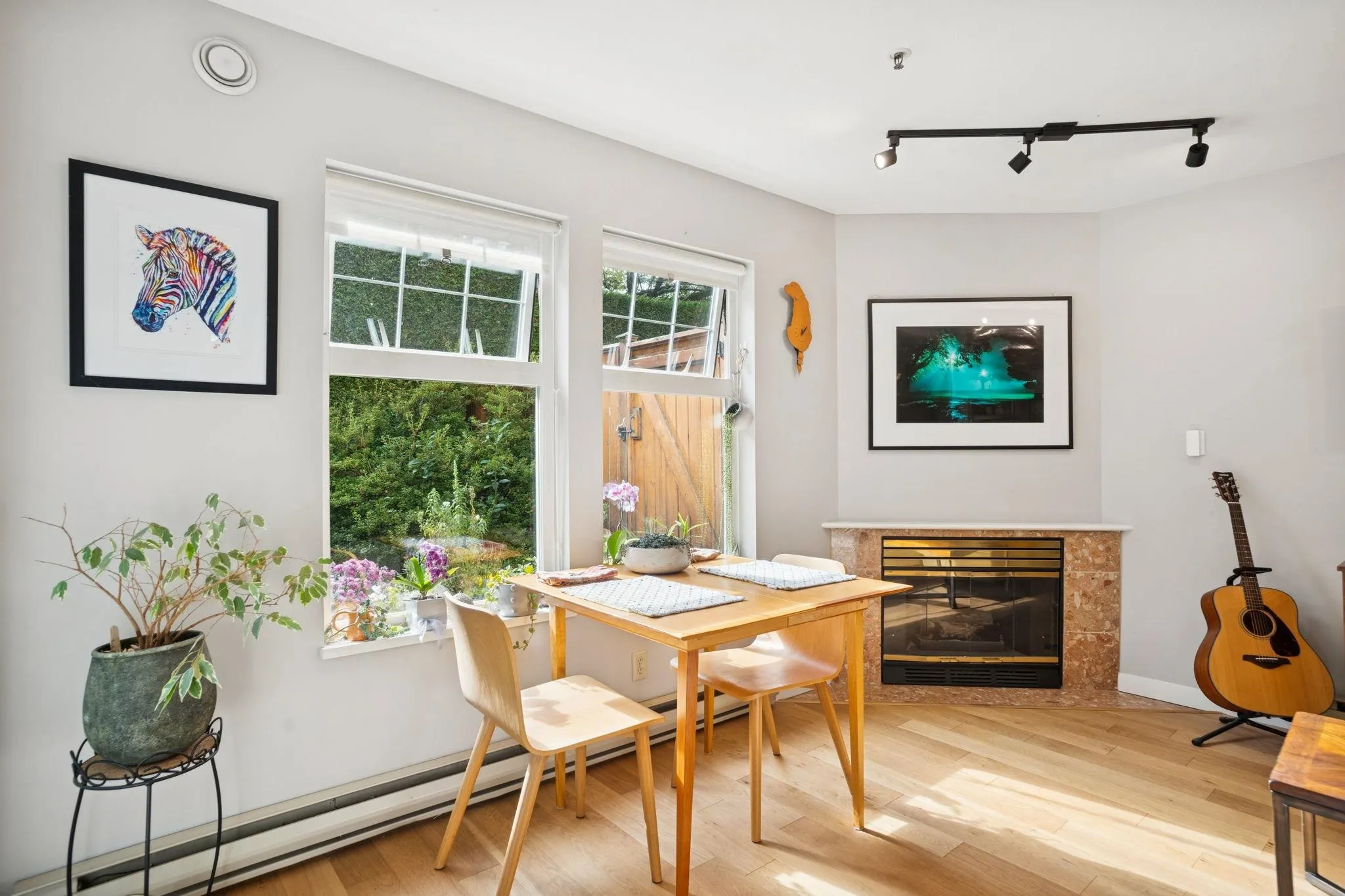 103 3199 Willow Street