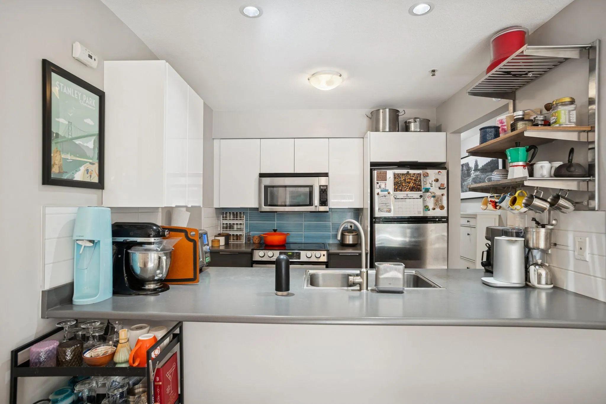 103 3199 Willow Street