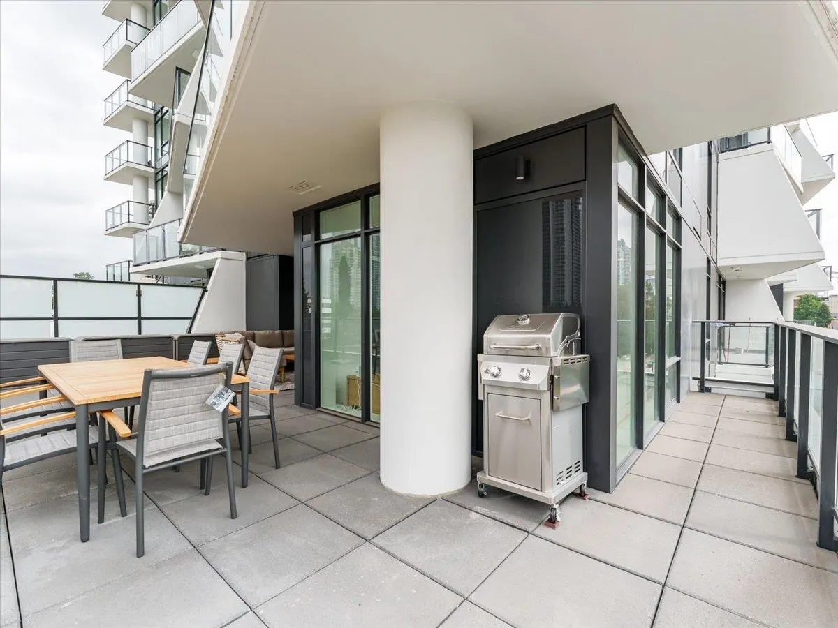 502 2181 Madison Avenue