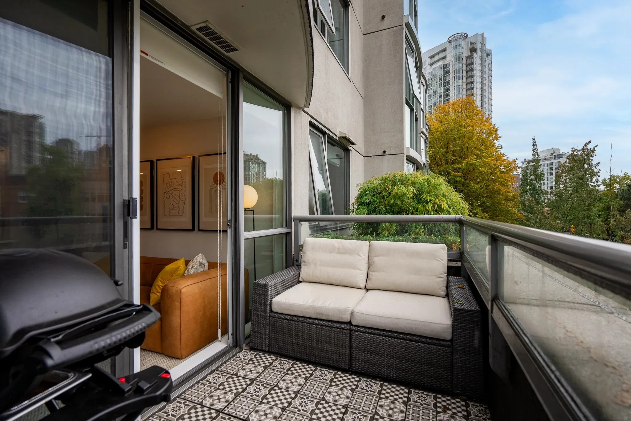 503 1018 Cambie Street