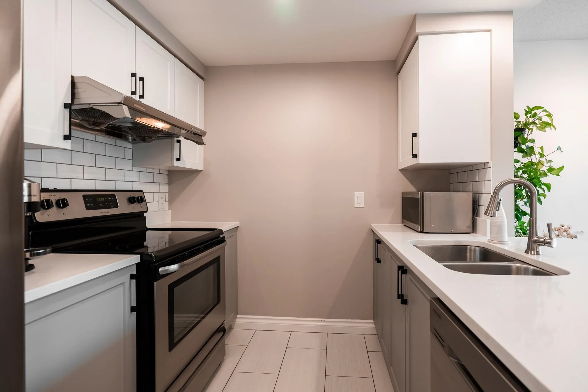 503 1018 Cambie Street