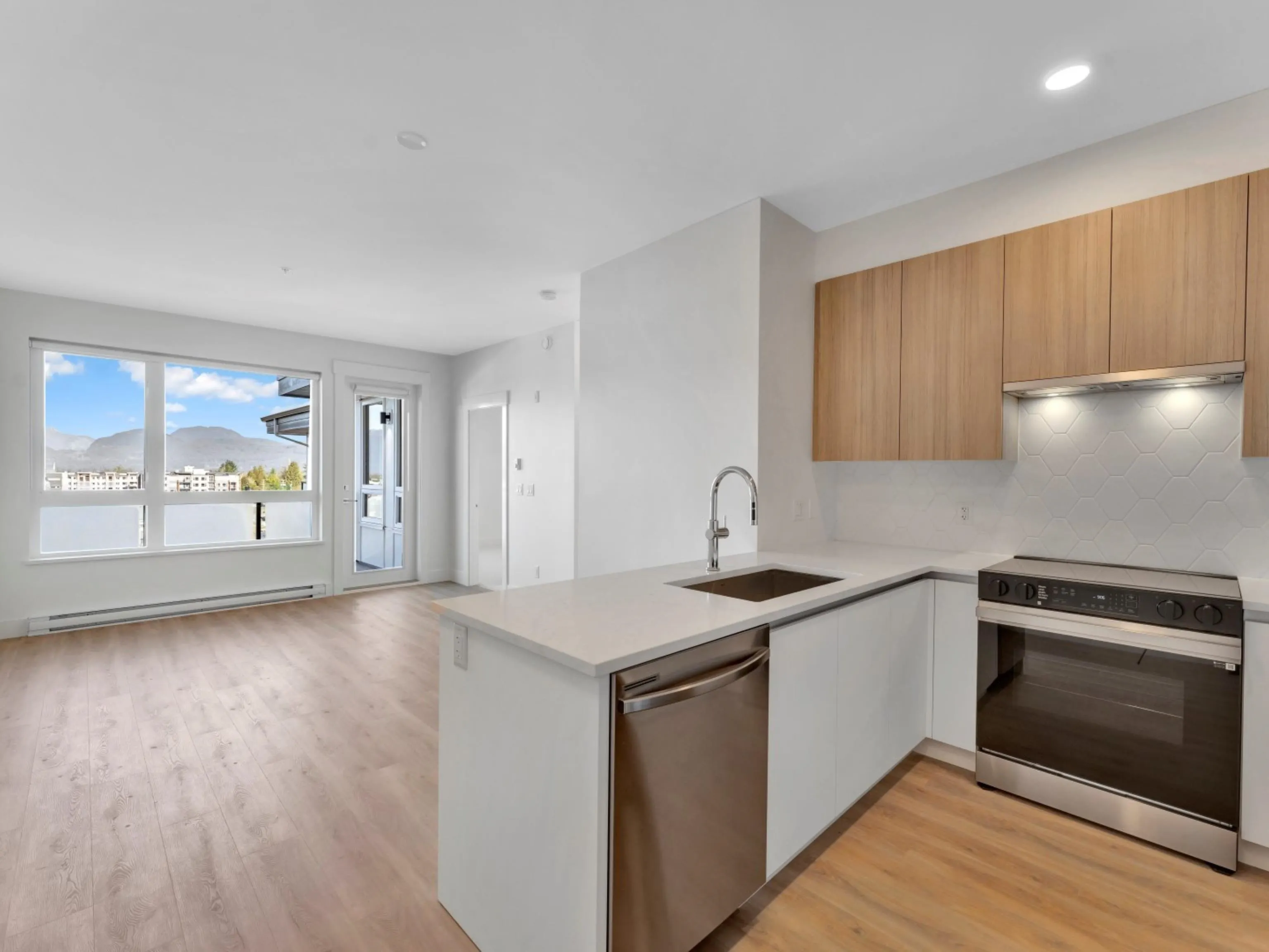 610 11907 223 Street