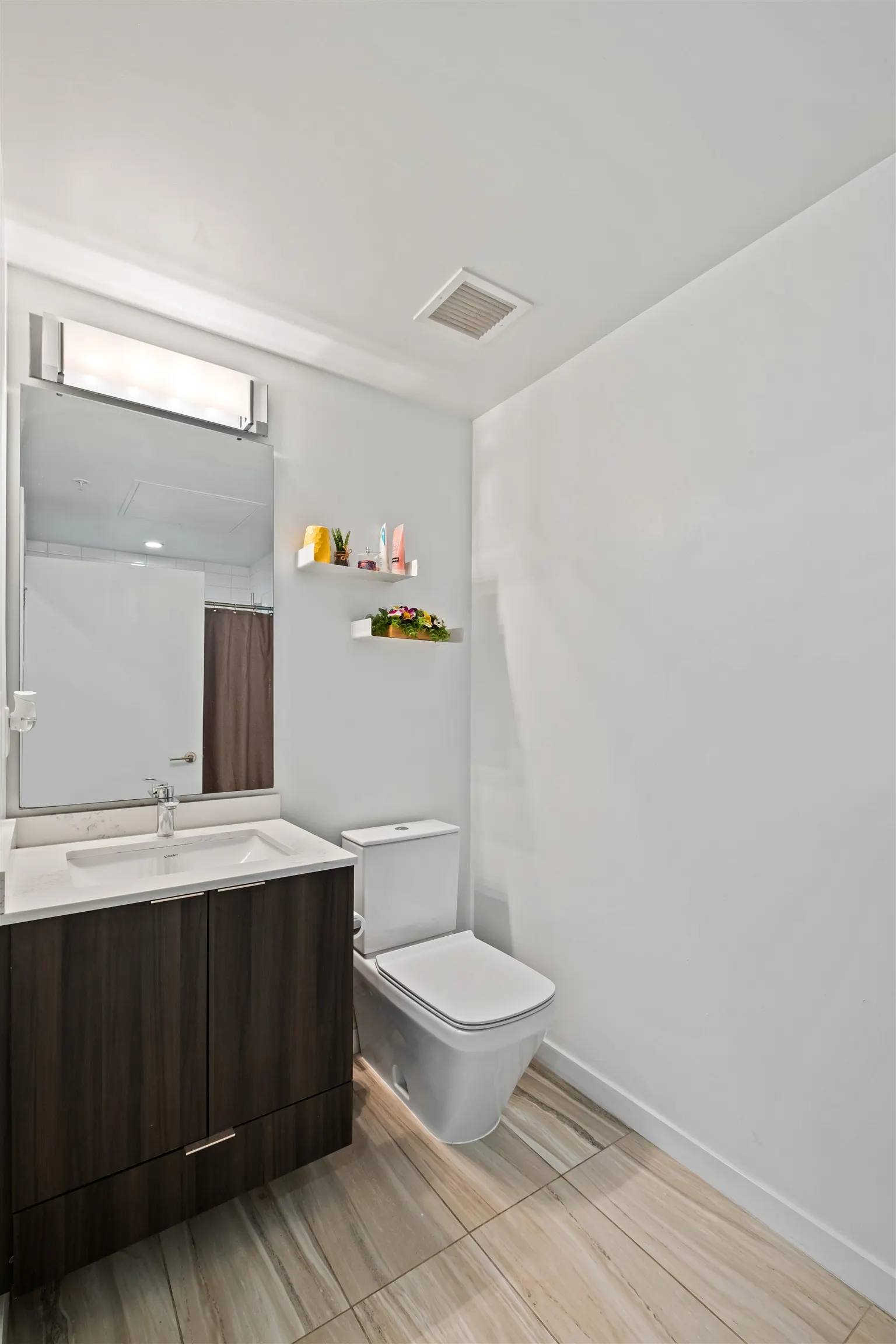 505 725 Marine Drive