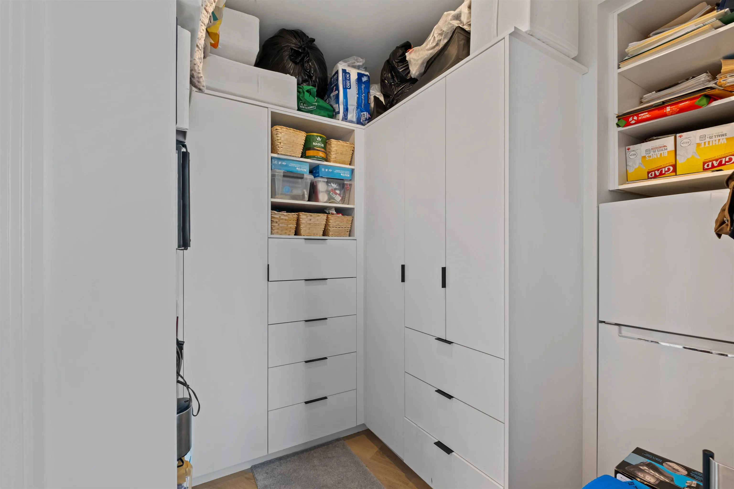 505 725 Marine Drive