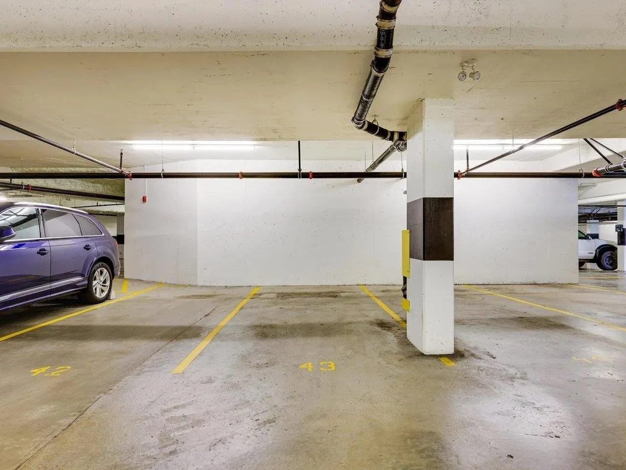 505 725 Marine Drive