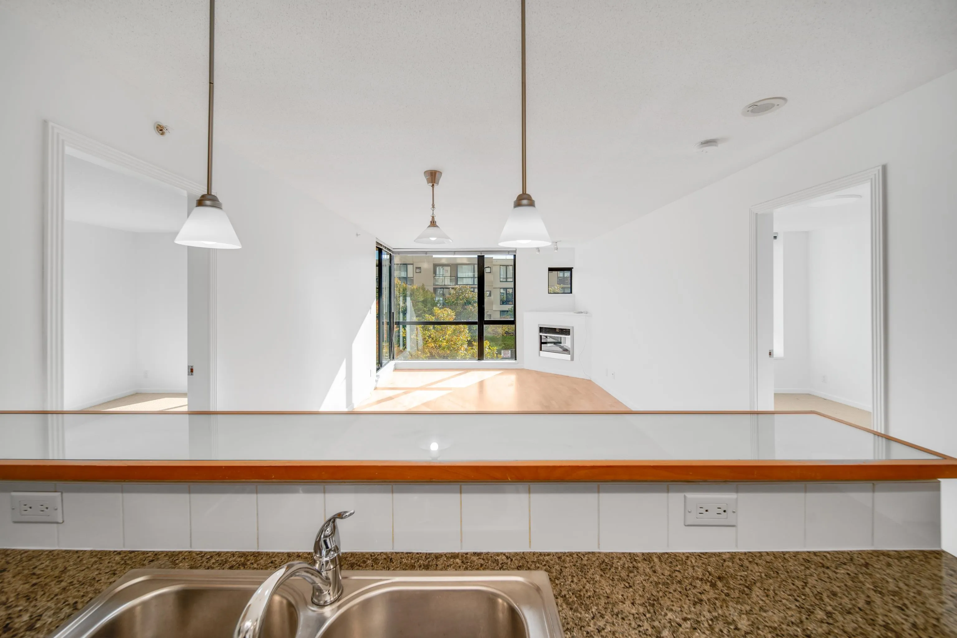 705 7831 Westminster Highway