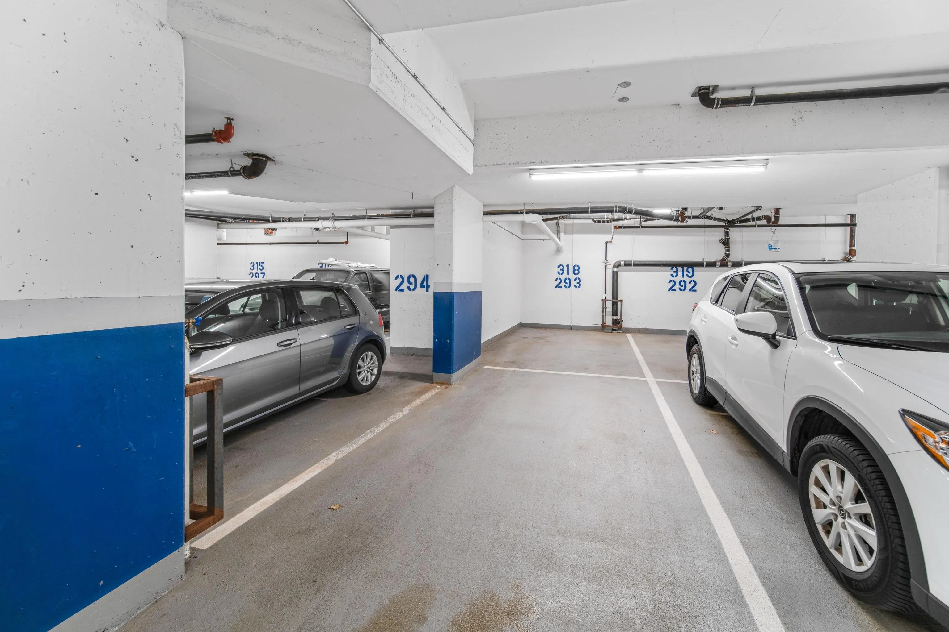 705 7831 Westminster Highway