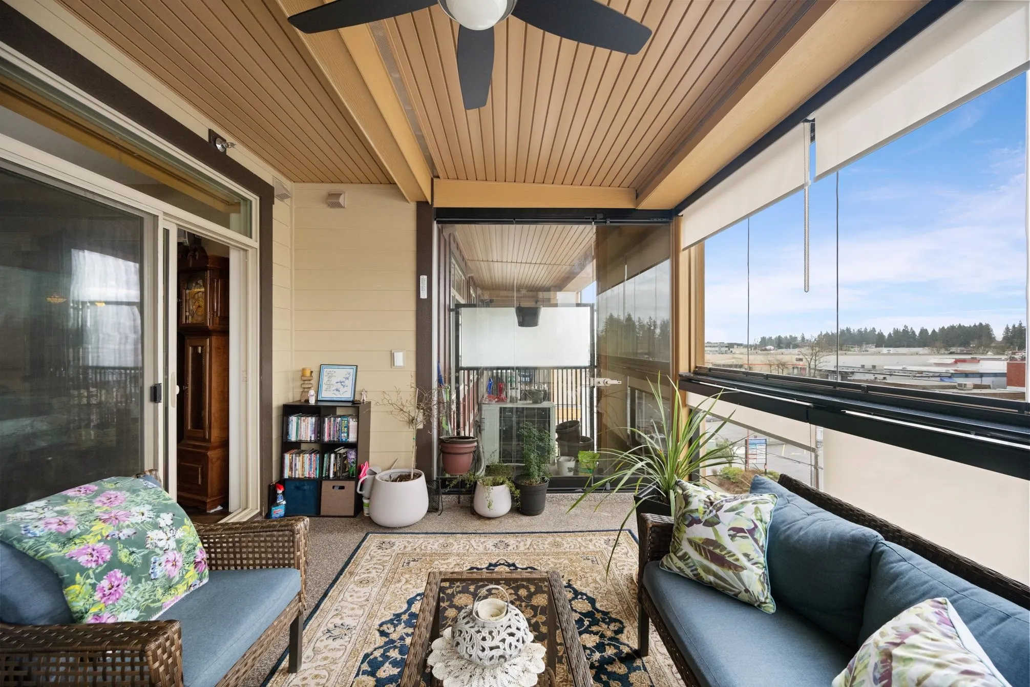 522 2860 Trethewey Street