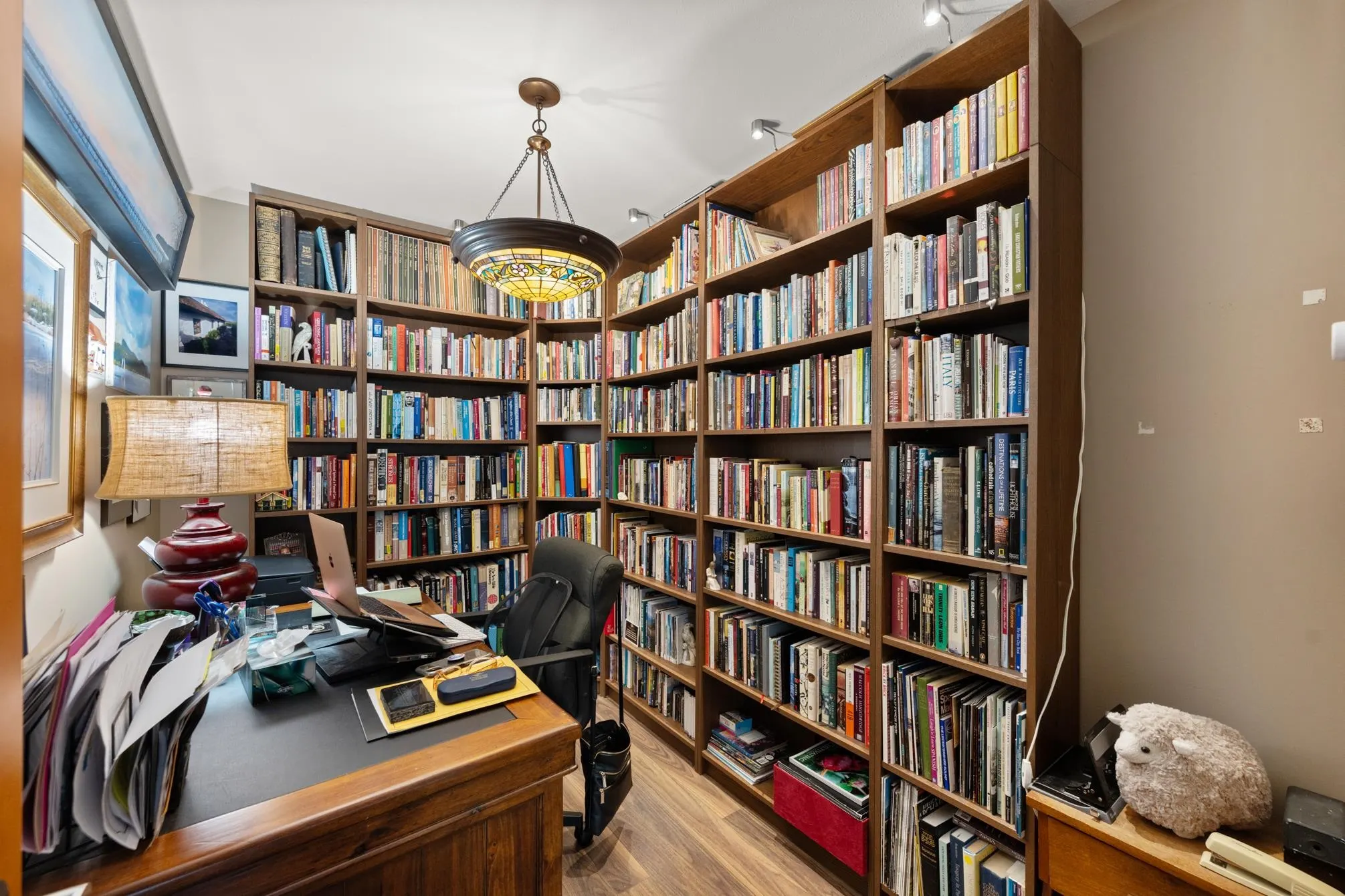 522 2860 Trethewey Street