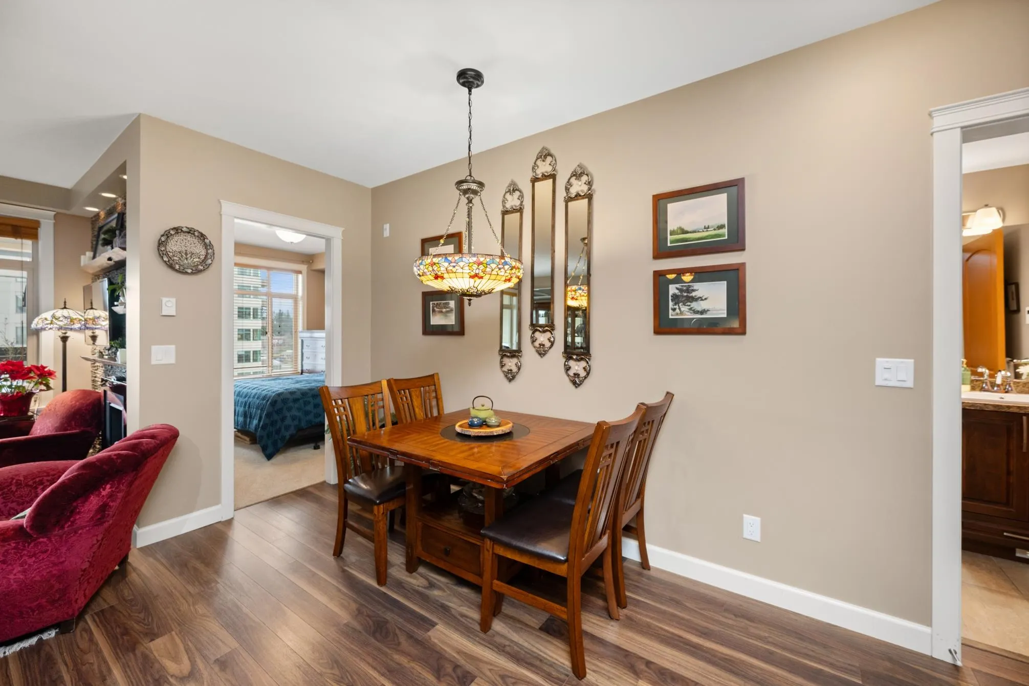 522 2860 Trethewey Street