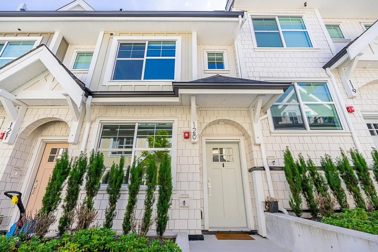 120 707 Robinson Street