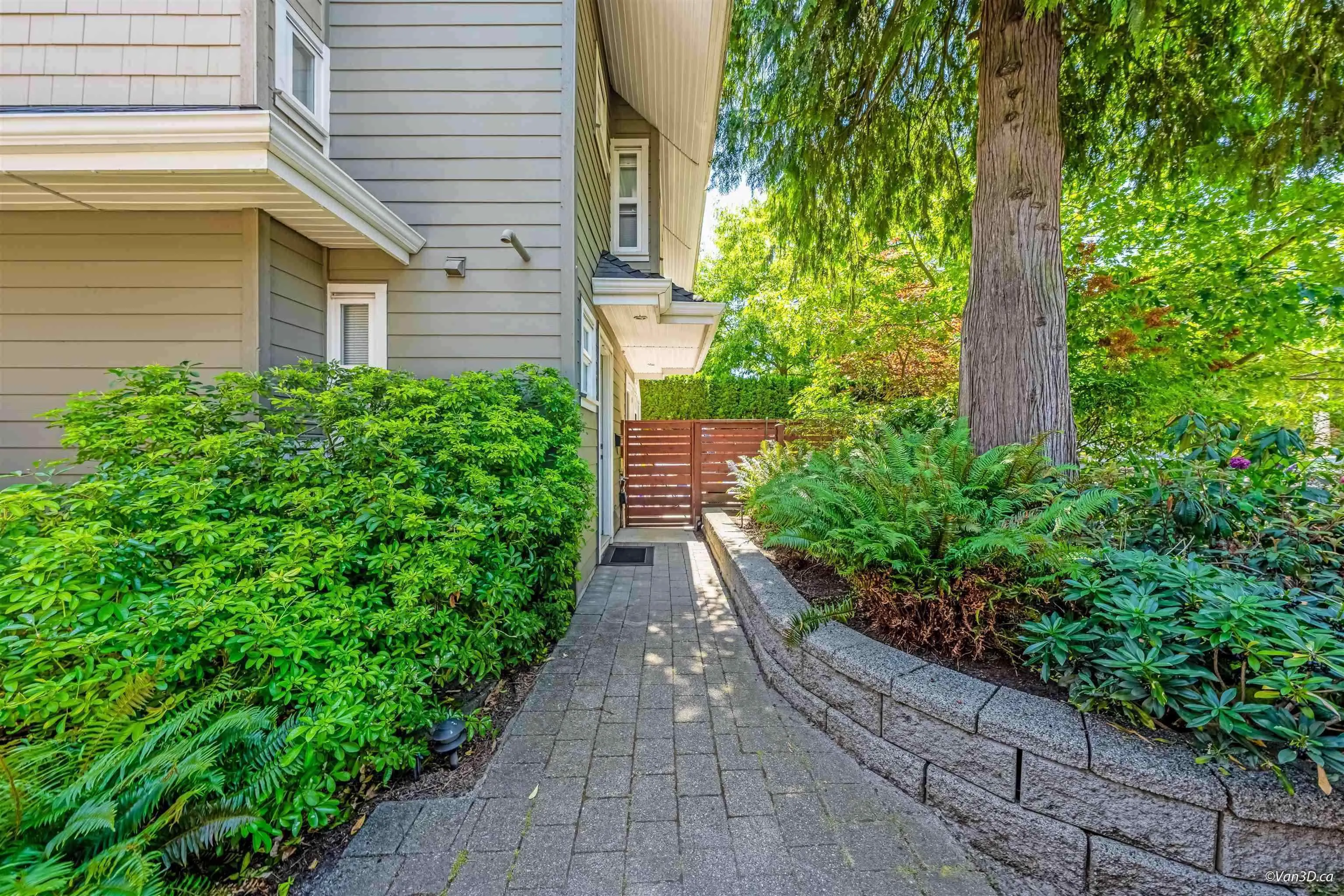 1626 St. Andrews Avenue