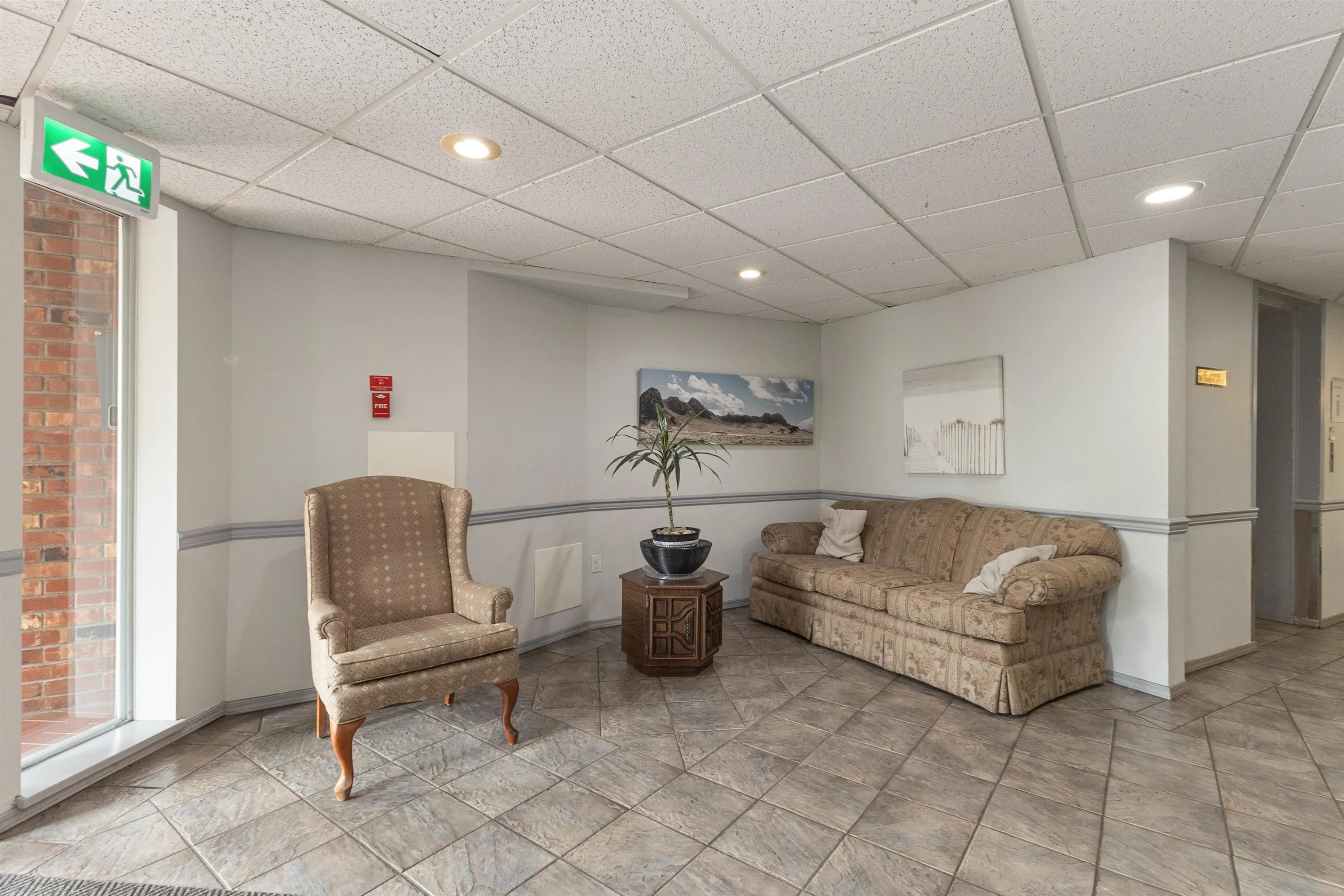 101 2780 Ware Street